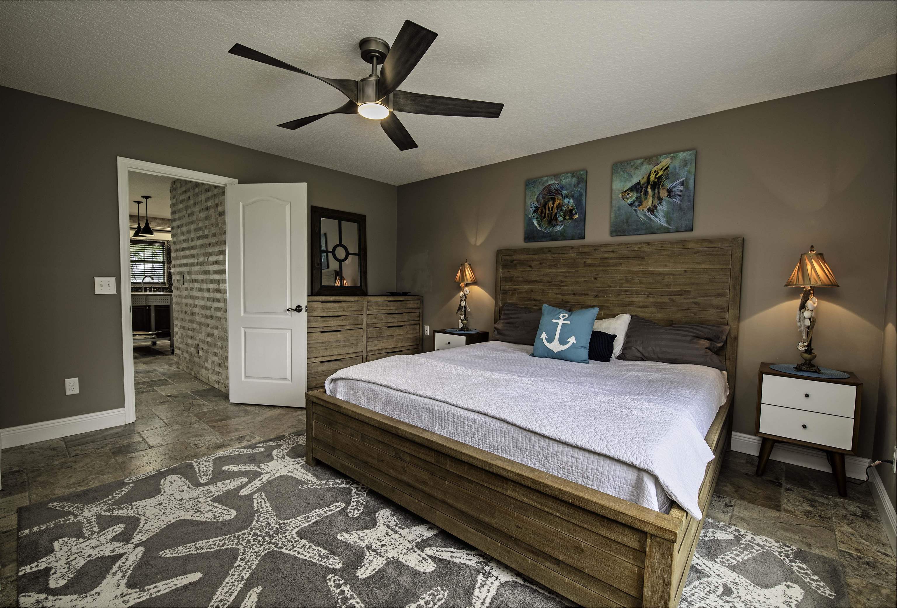 Image 37 of 60 For 6331 Salado Rd