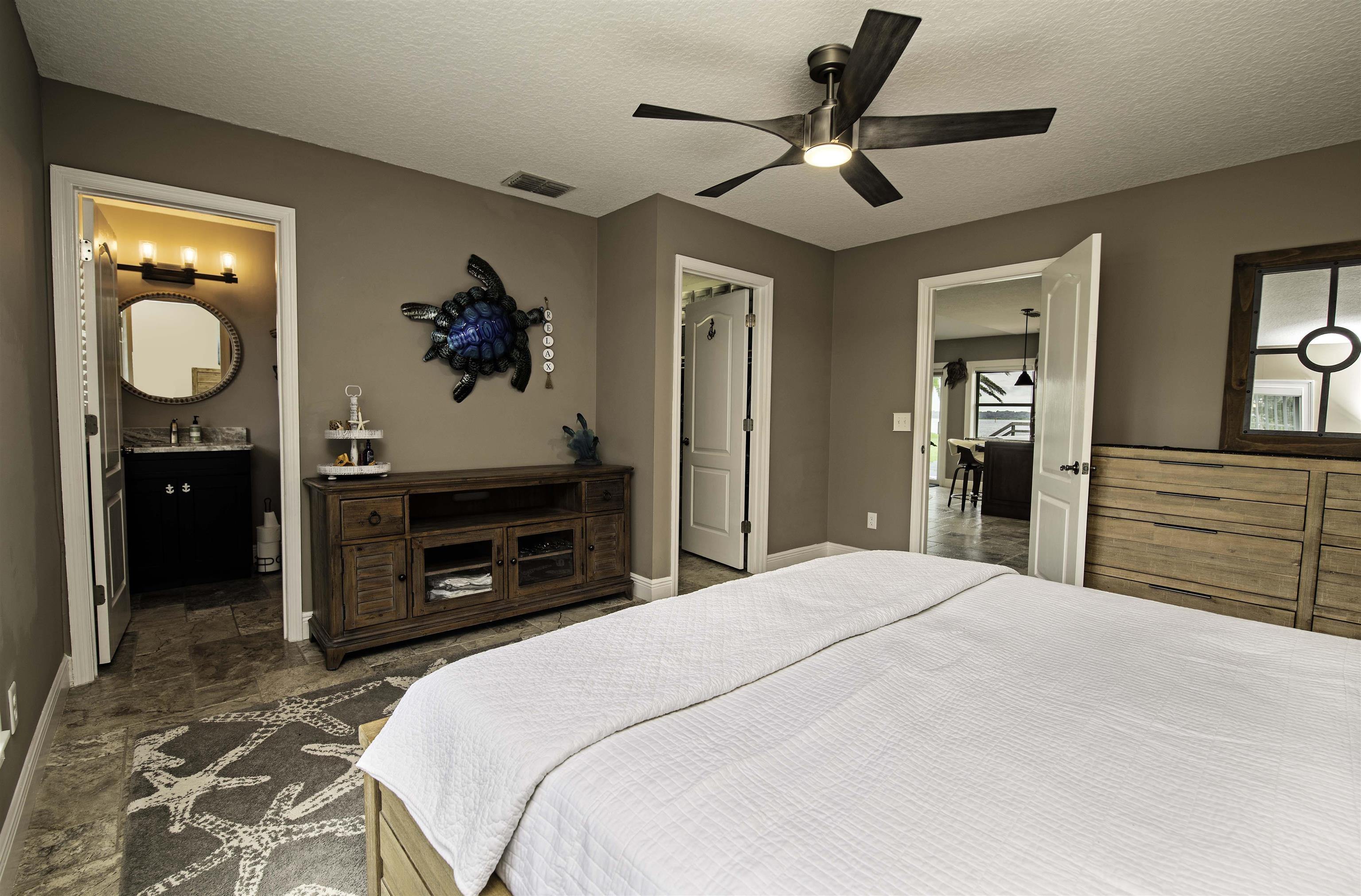 Image 38 of 60 For 6331 Salado Rd
