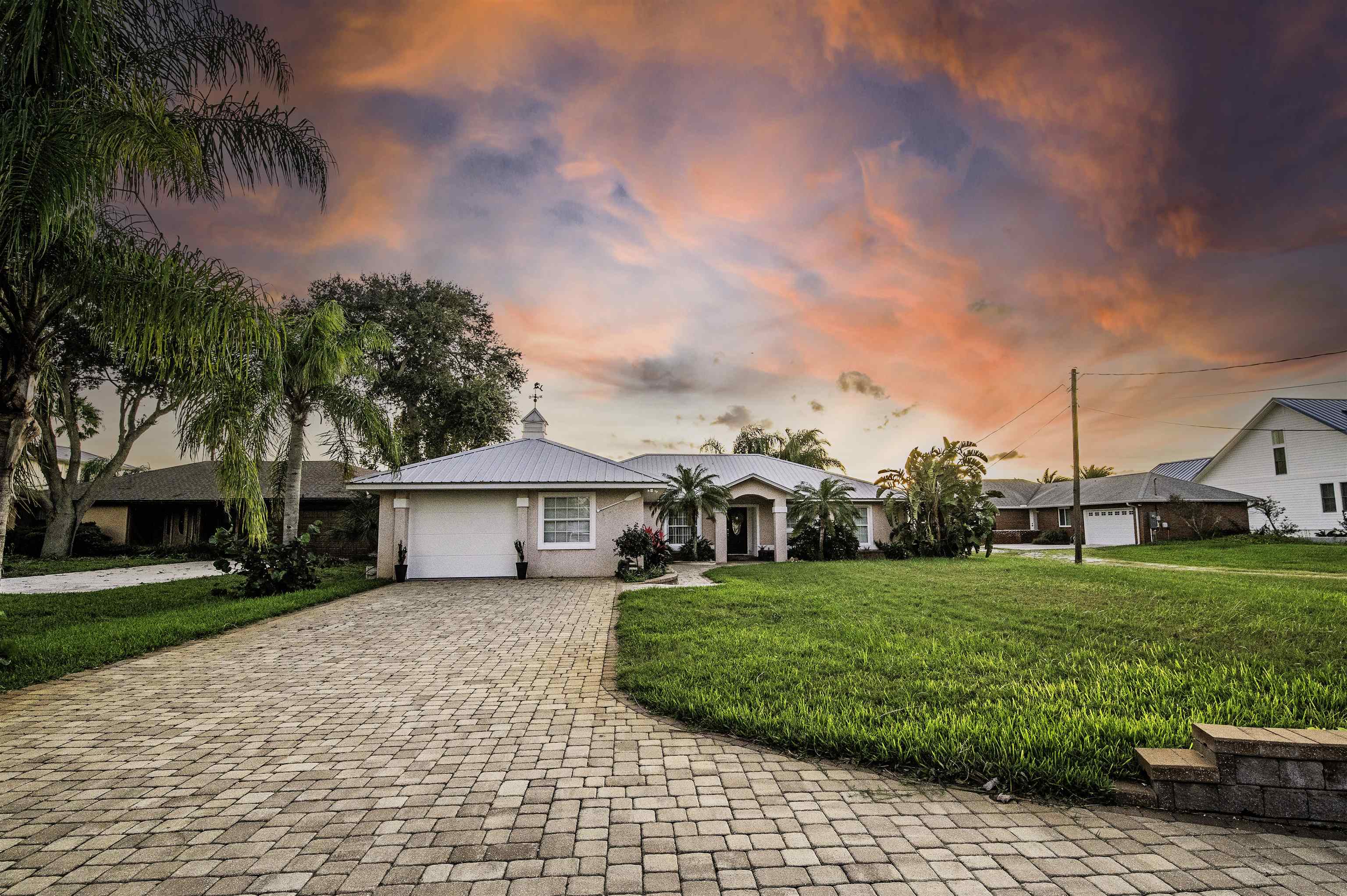 Image 4 of 60 For 6331 Salado Rd