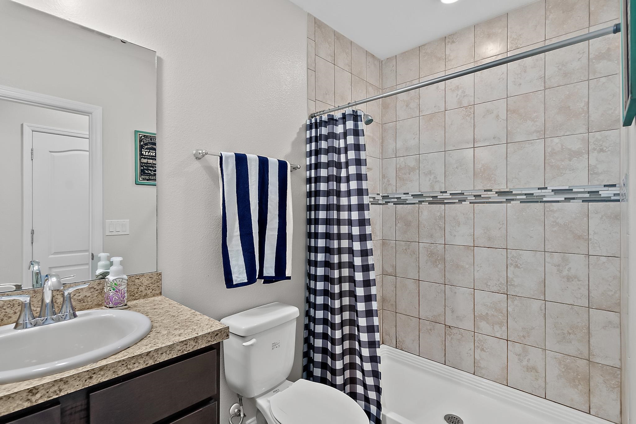 Image 11 of 45 For 28 Lindberg Ln