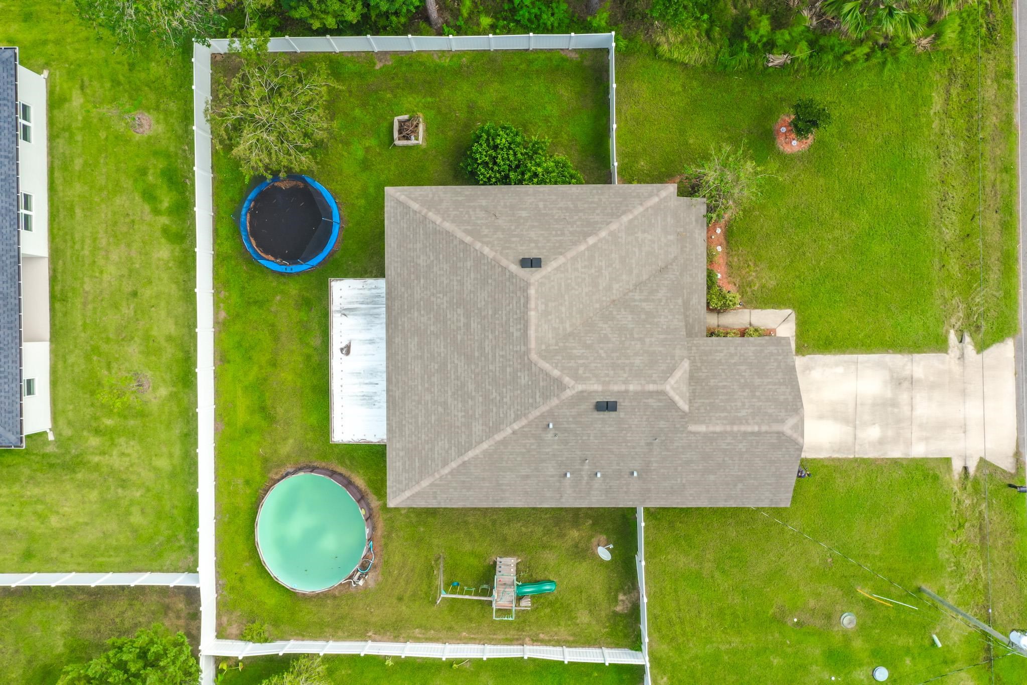 Image 2 of 45 For 28 Lindberg Ln