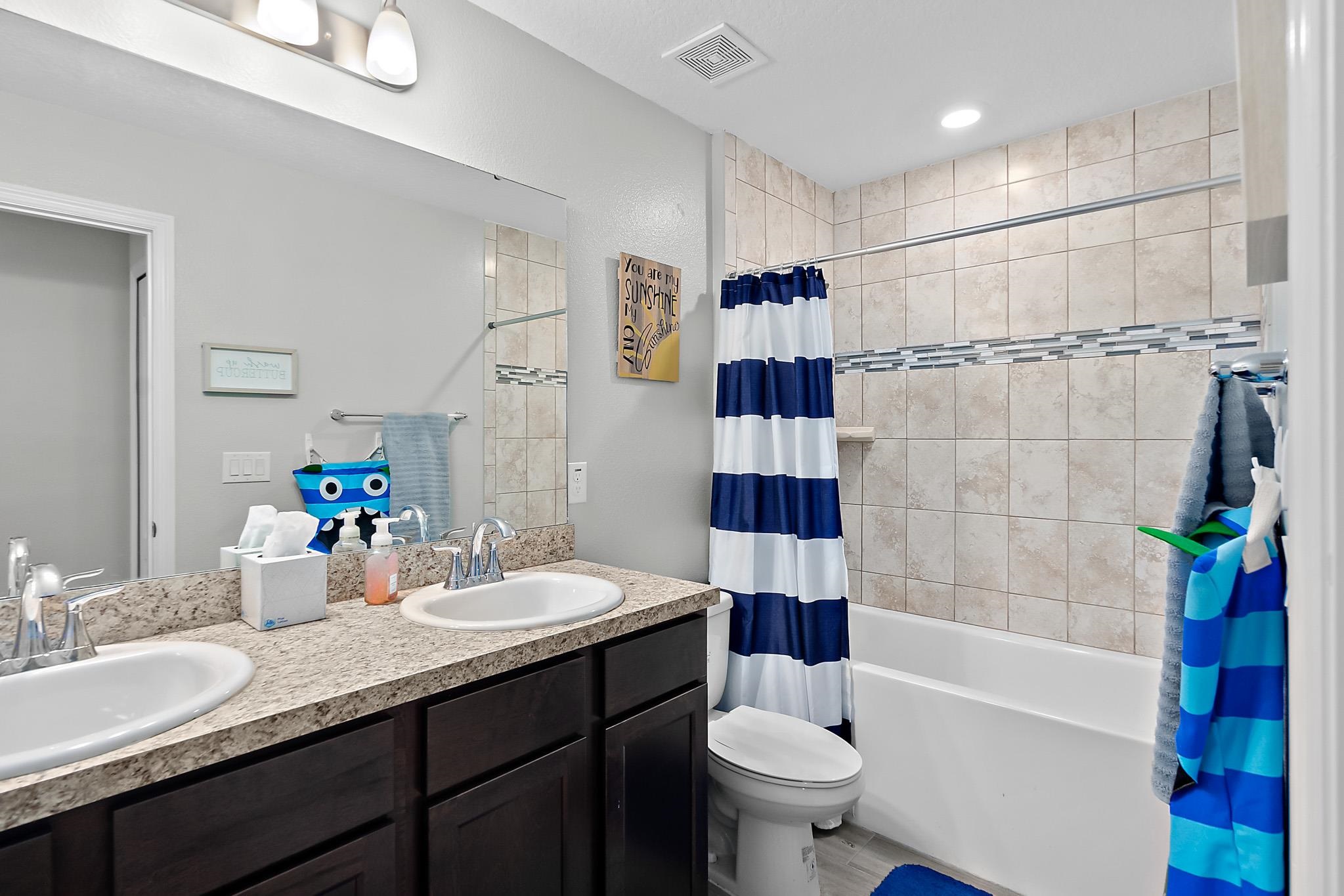 Image 27 of 45 For 28 Lindberg Ln