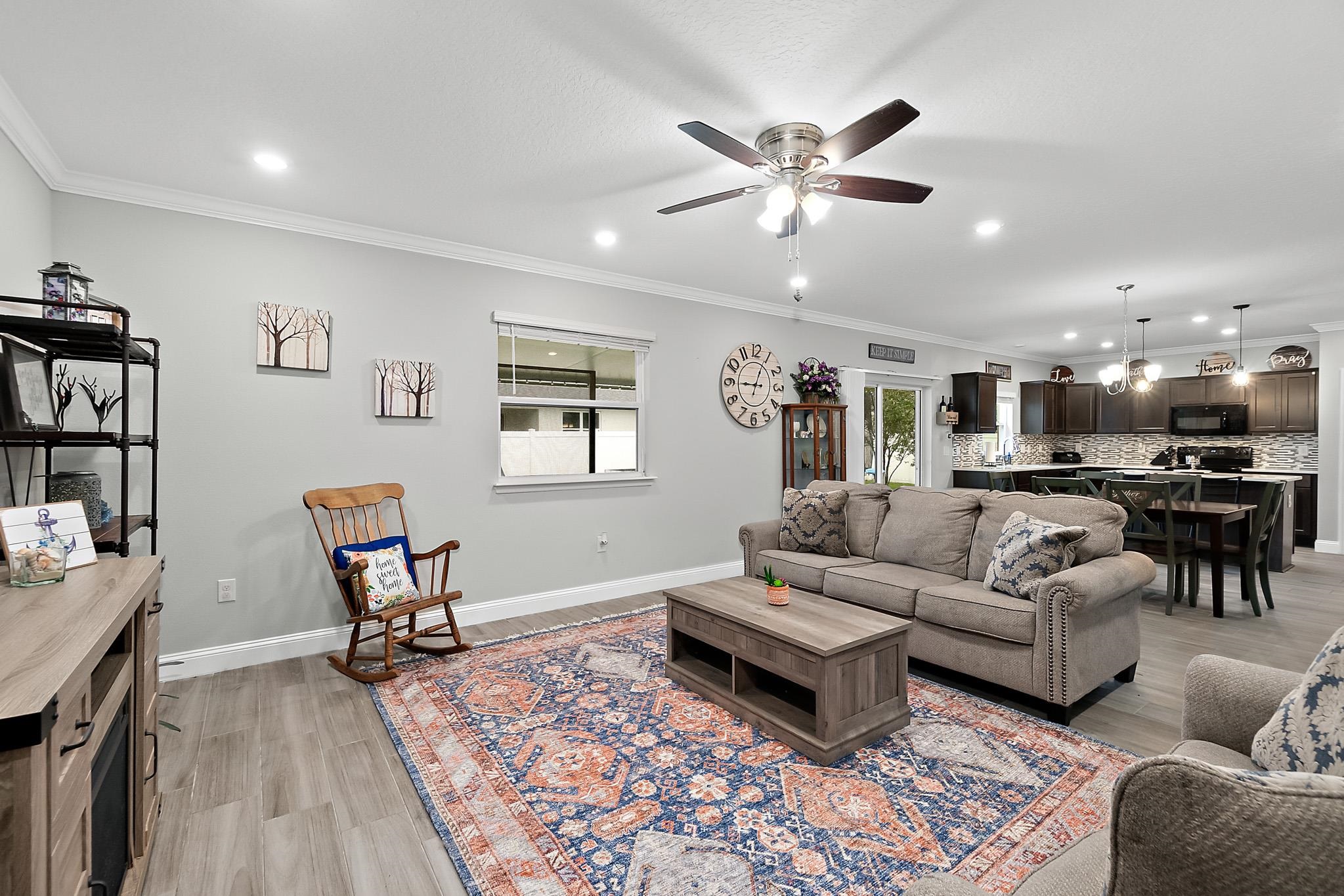 Image 5 of 45 For 28 Lindberg Ln