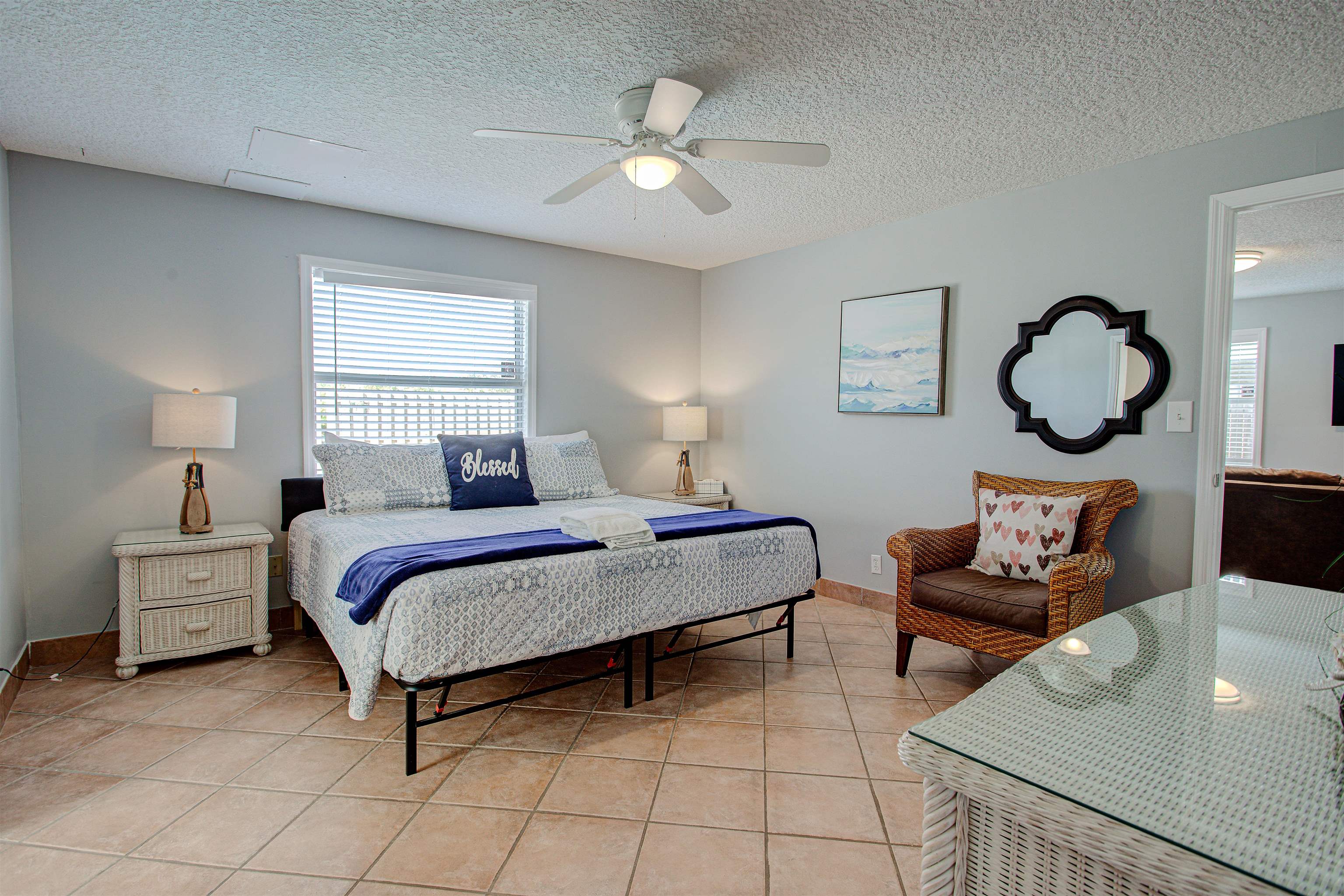 Image 21 of 85 For 5025 Alta Vista Ave