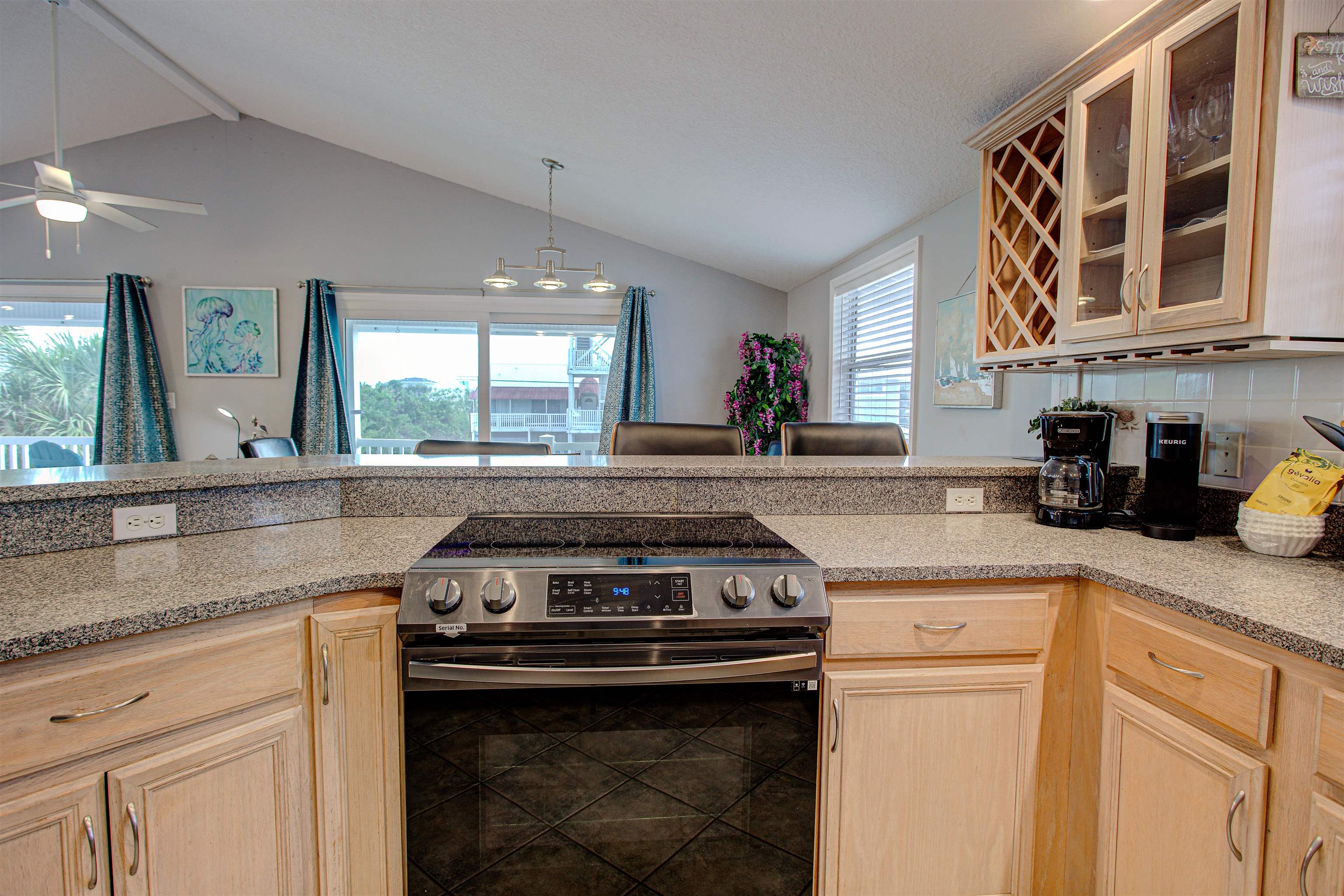 Image 40 of 85 For 5025 Alta Vista Ave