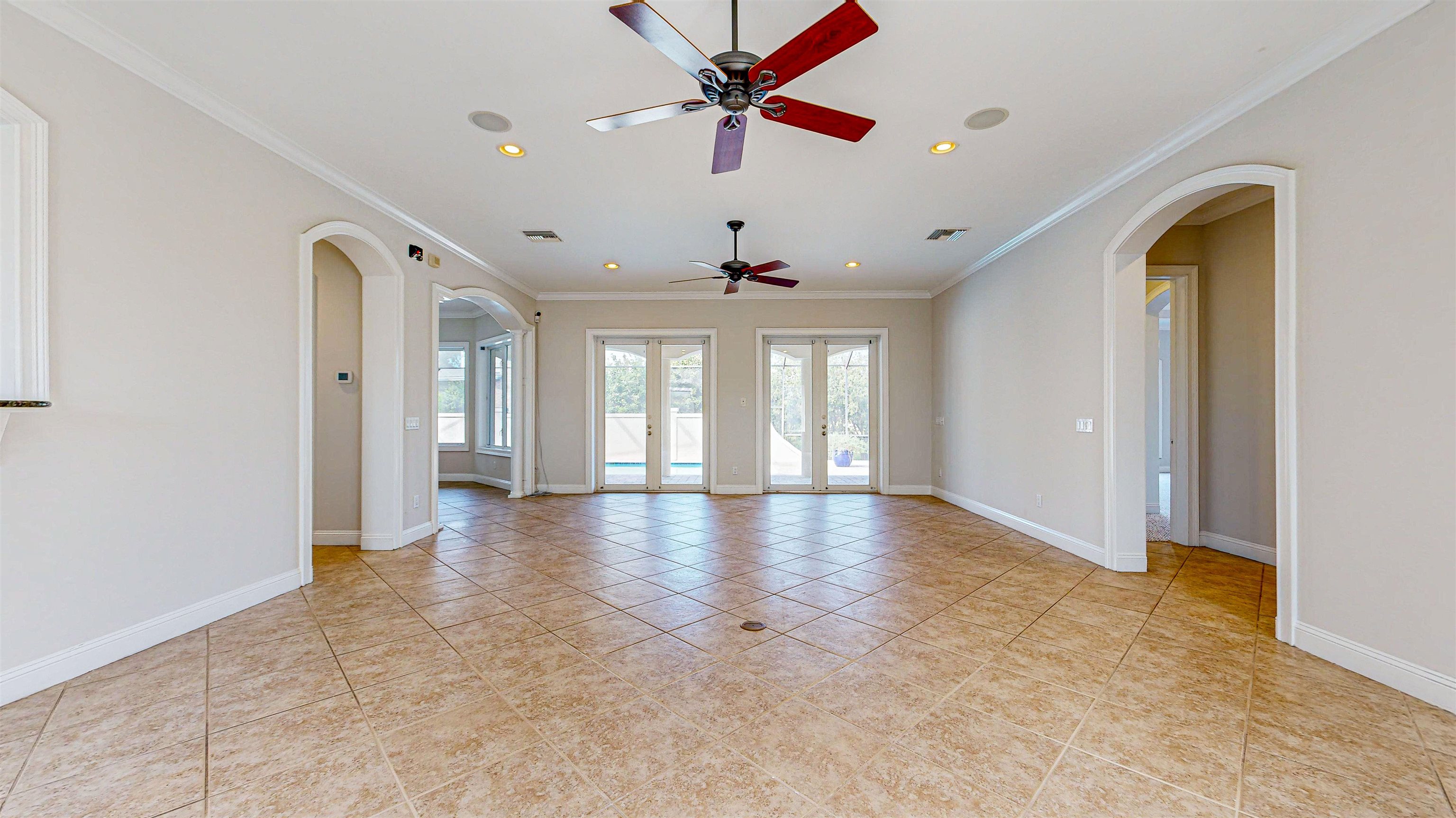 Image 27 of 51 For 308 Marsh Point Cir