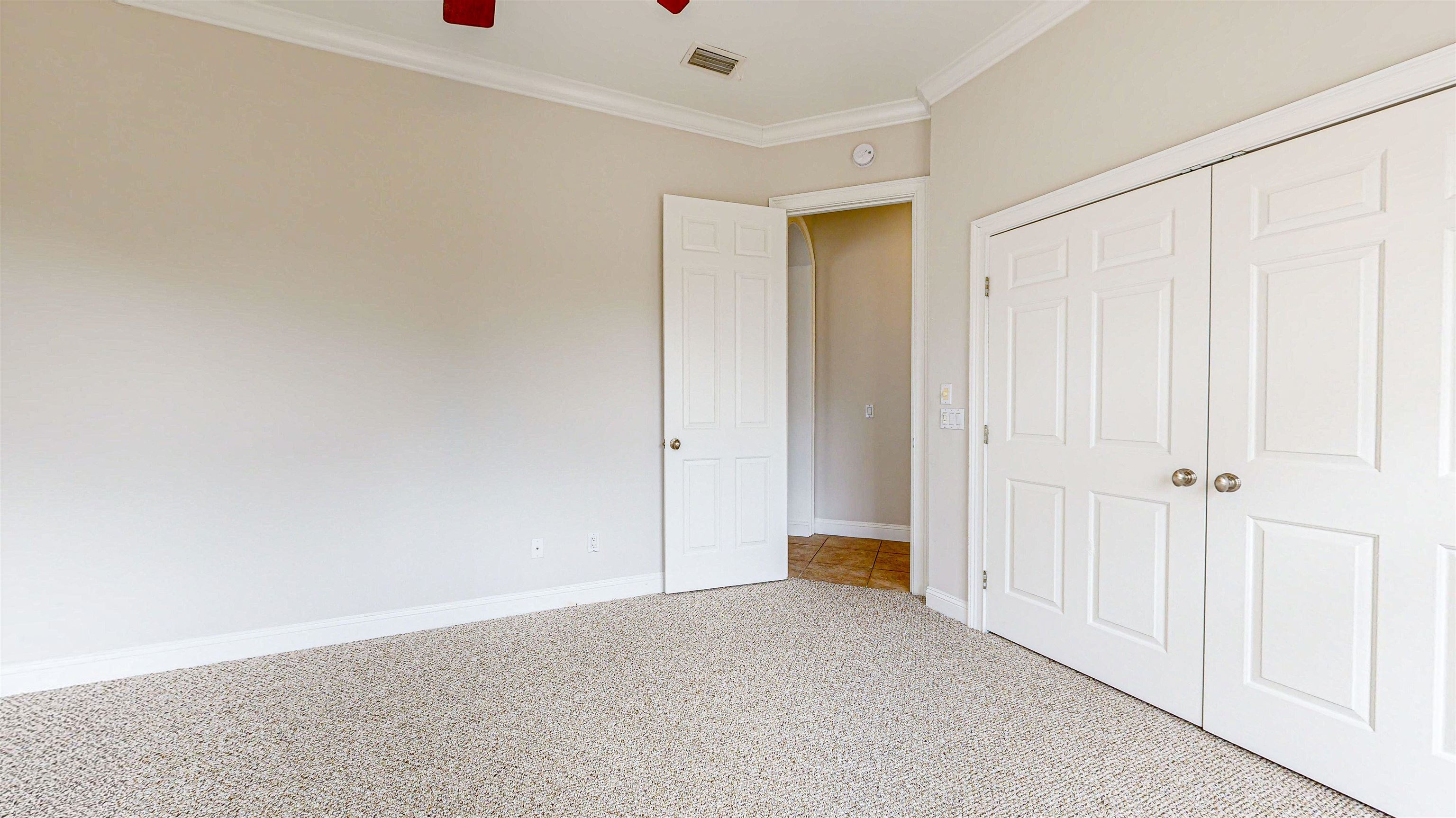 Image 43 of 51 For 308 Marsh Point Cir