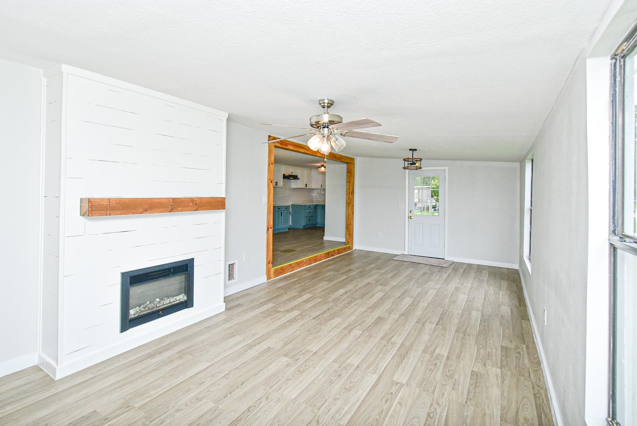 Image 14 of 39 For 108 Spec Ln  