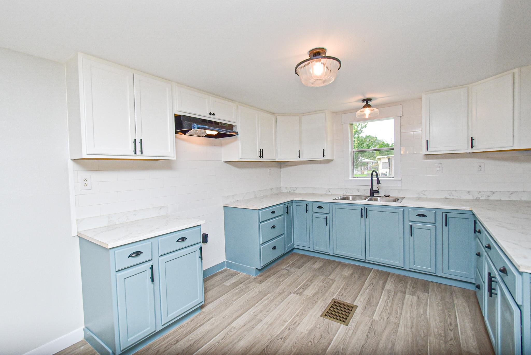 Image 17 of 39 For 108 Spec Ln  