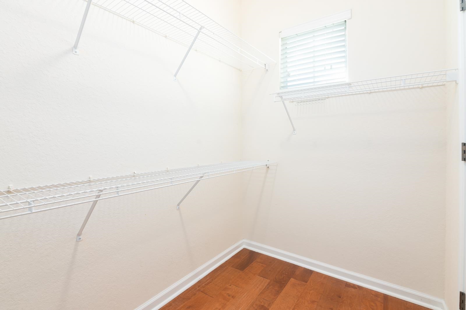 Image 16 of 37 For 225 Bayberry Cir  508