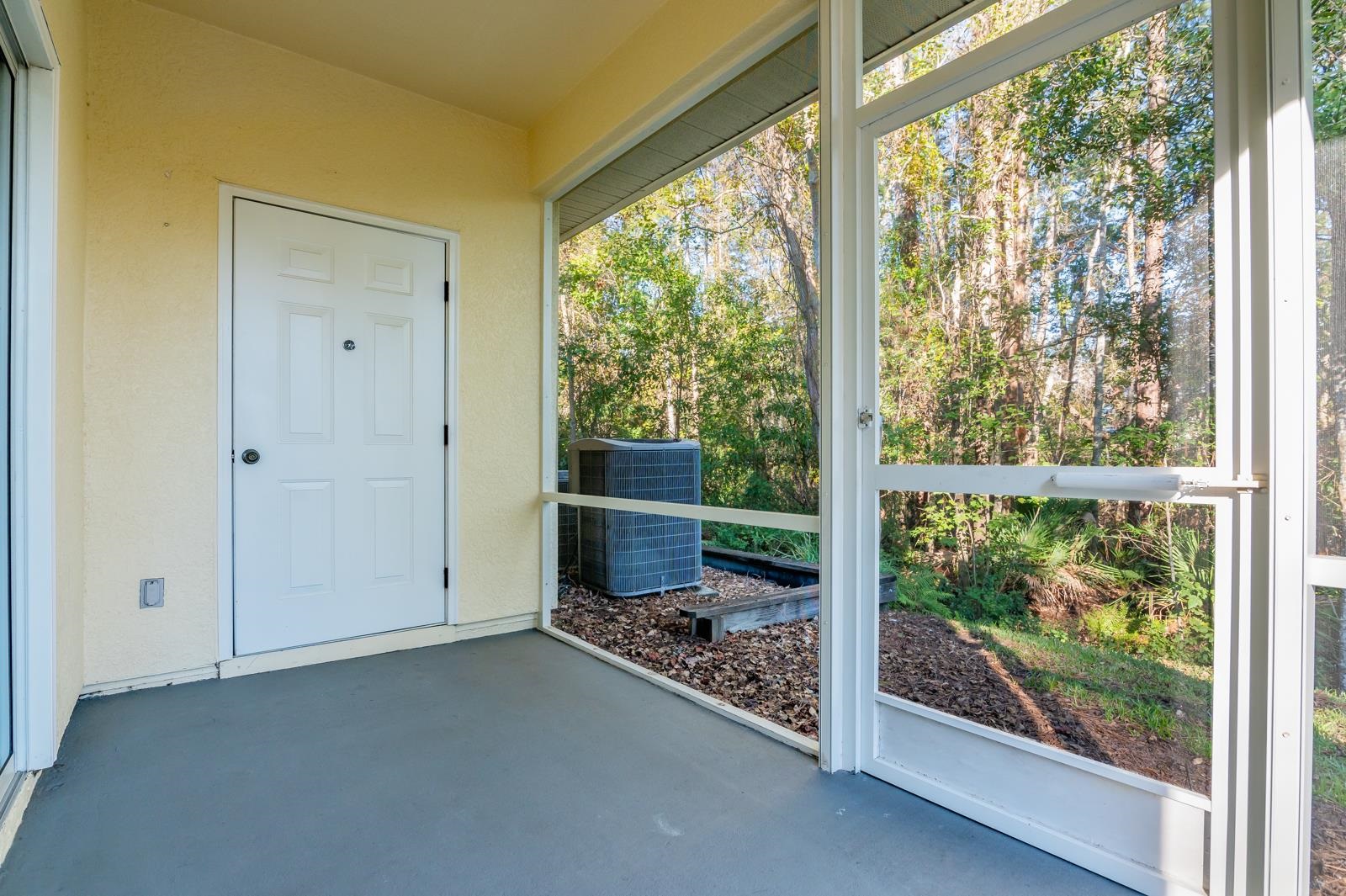 Image 25 of 37 For 225 Bayberry Cir  508
