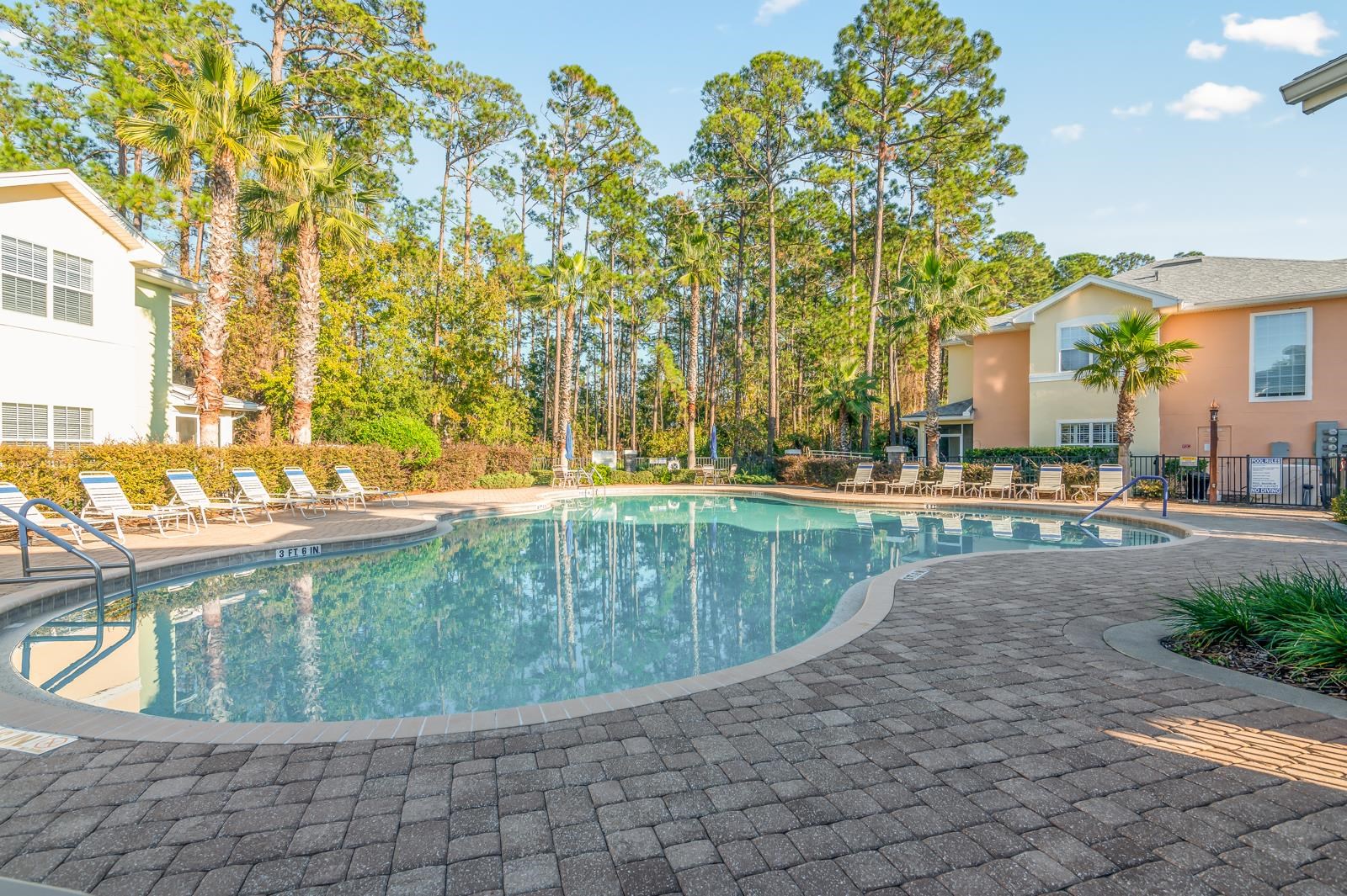 Image 29 of 37 For 225 Bayberry Cir  508