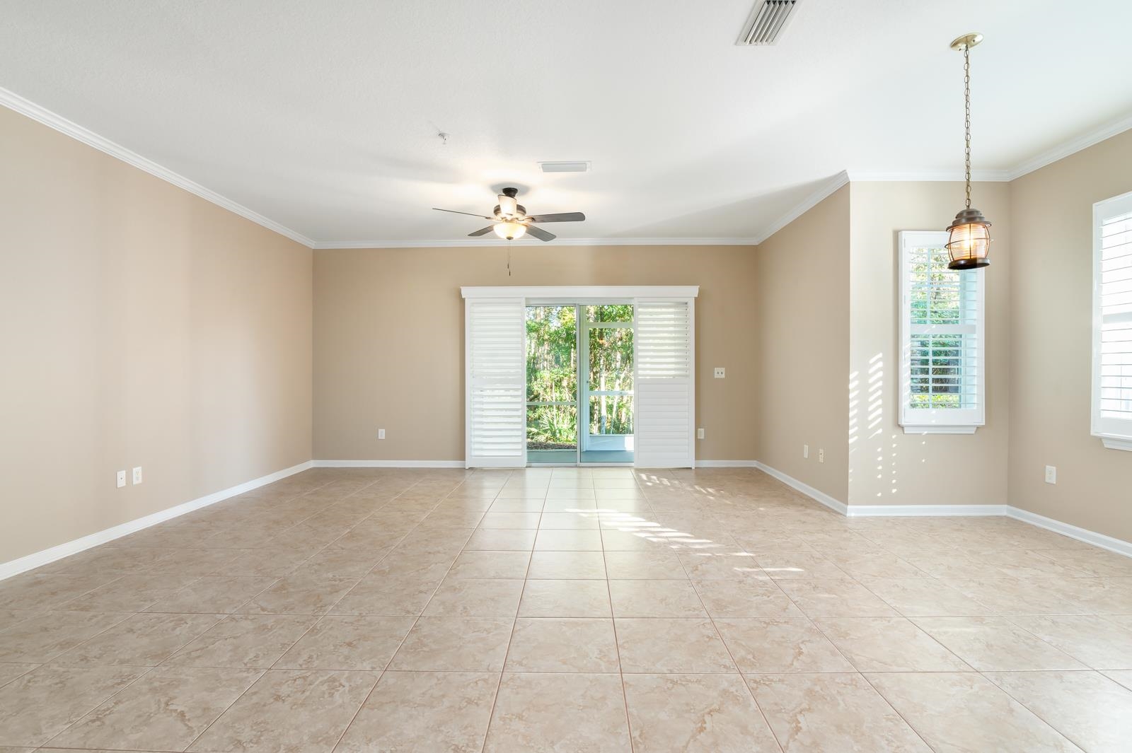 Image 3 of 37 For 225 Bayberry Cir  508