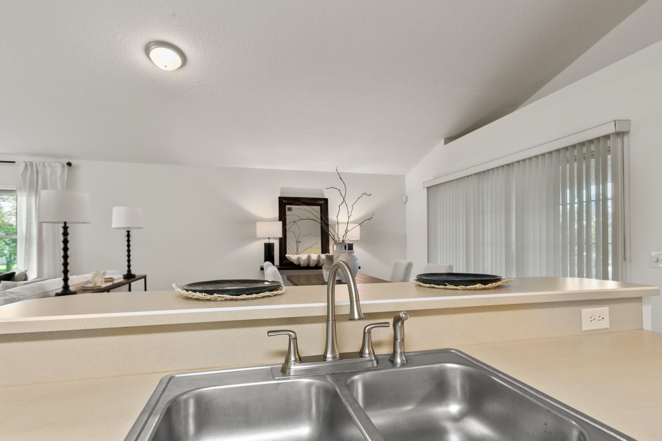 Image 29 of 63 For 541 Peninsula Court
