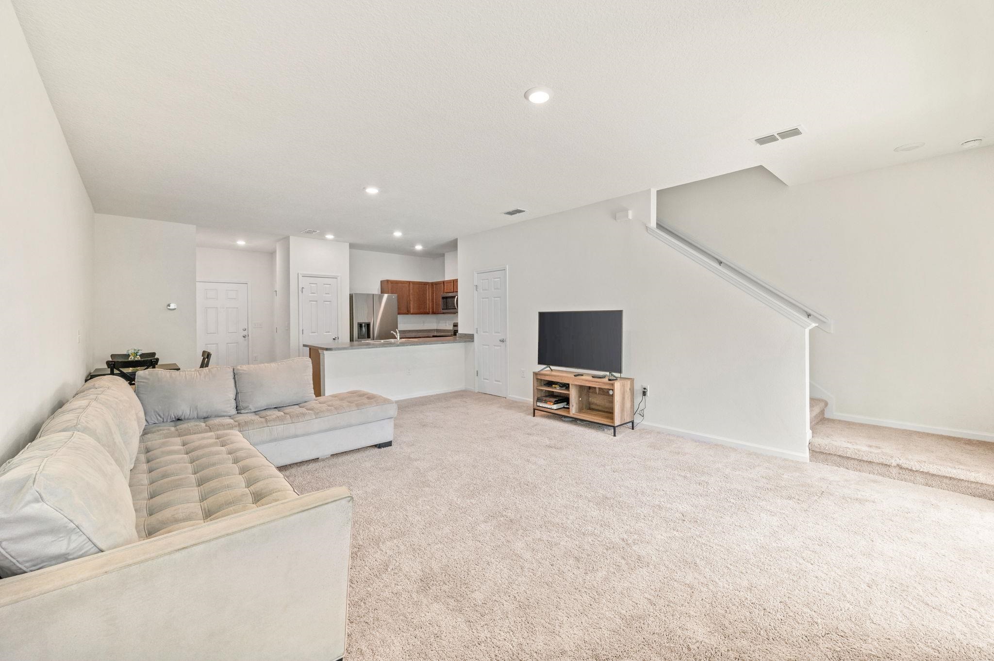 Image 13 of 44 For 69 Mustard Hill Ct