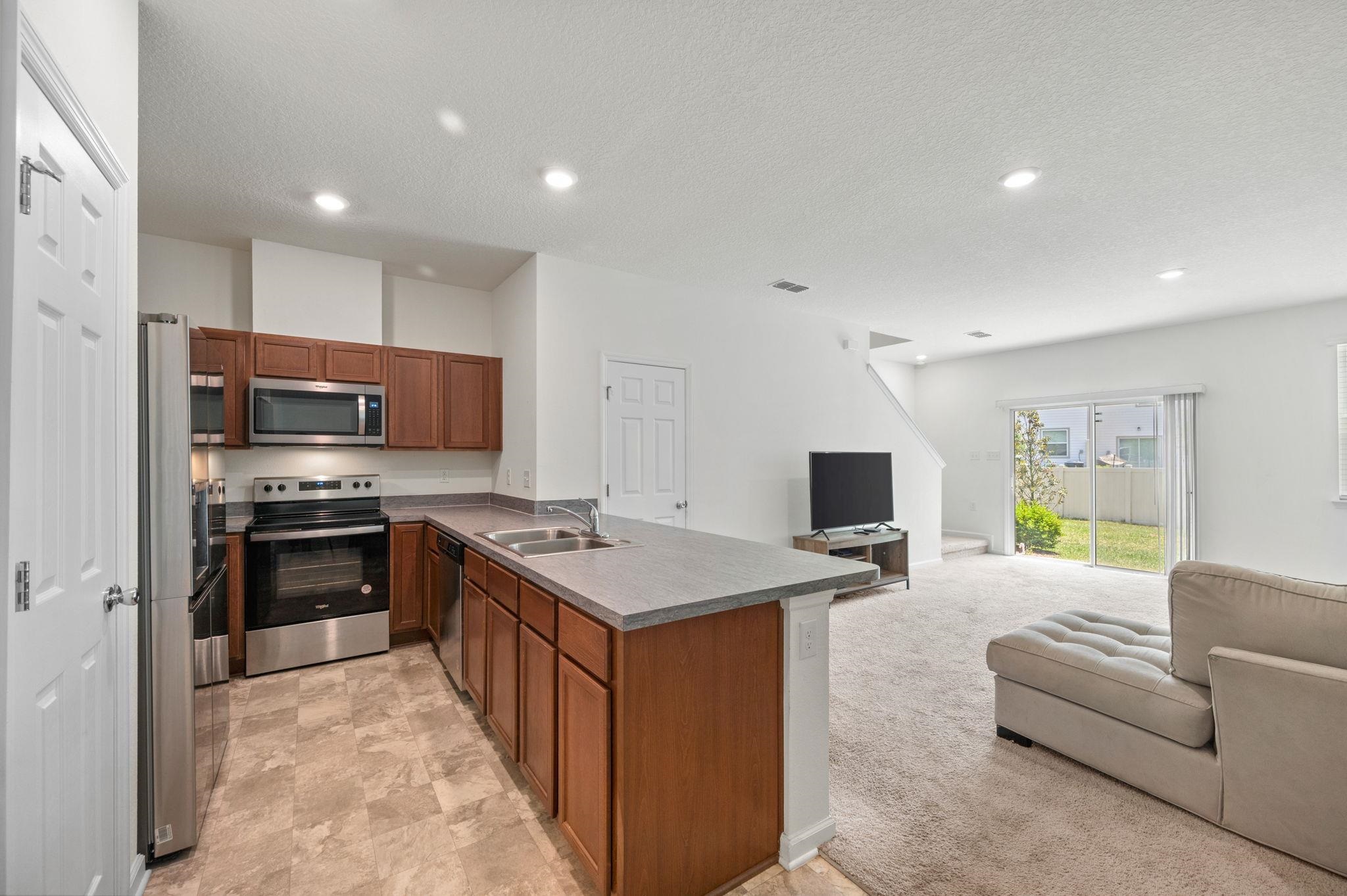 Image 6 of 44 For 69 Mustard Hill Ct