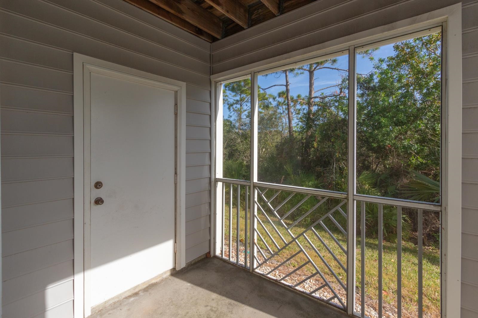 Image 21 of 33 For 11107 Harbour Vista Cir