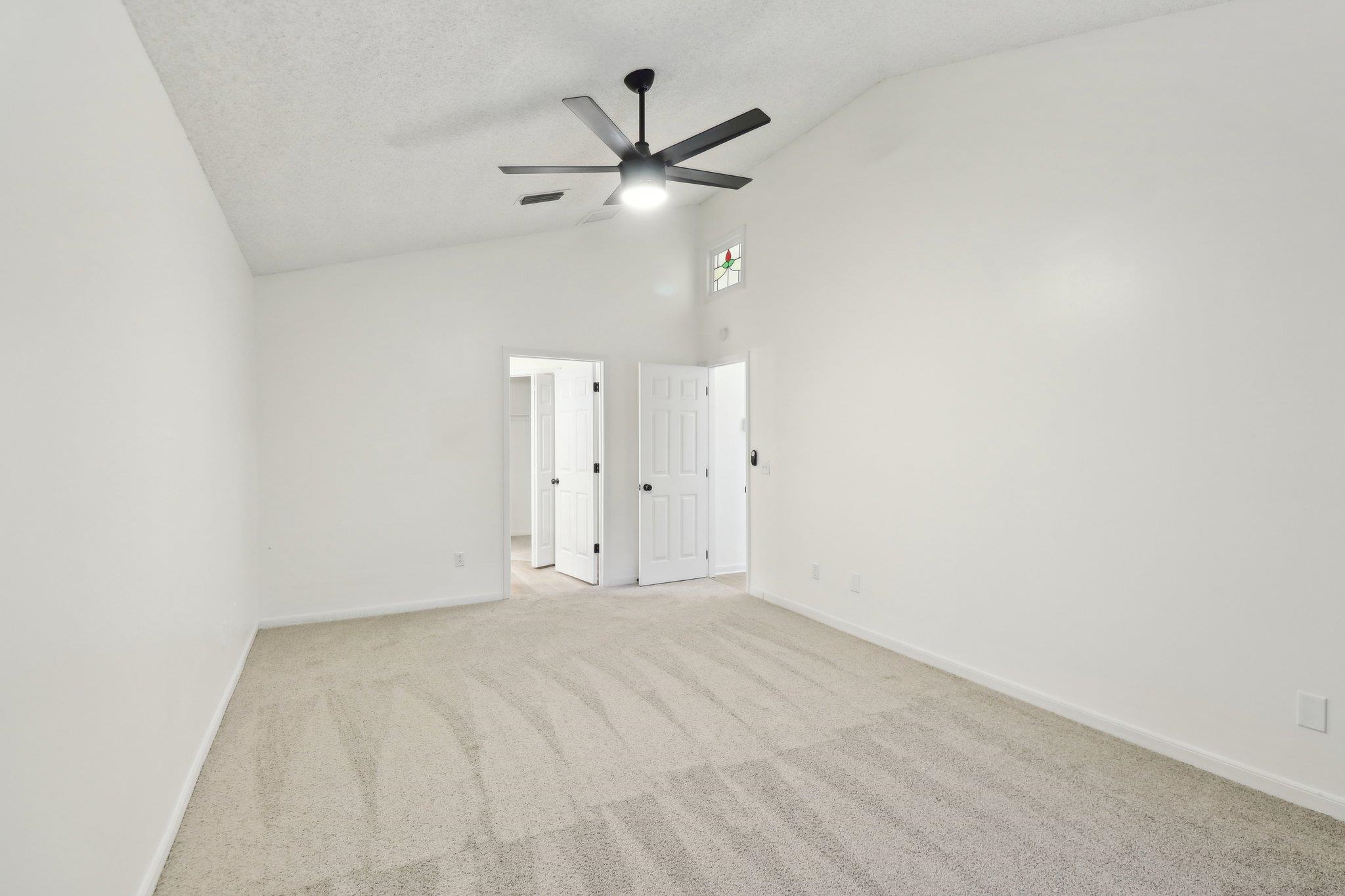 Image 15 of 32 For 5240 Timucua Cir