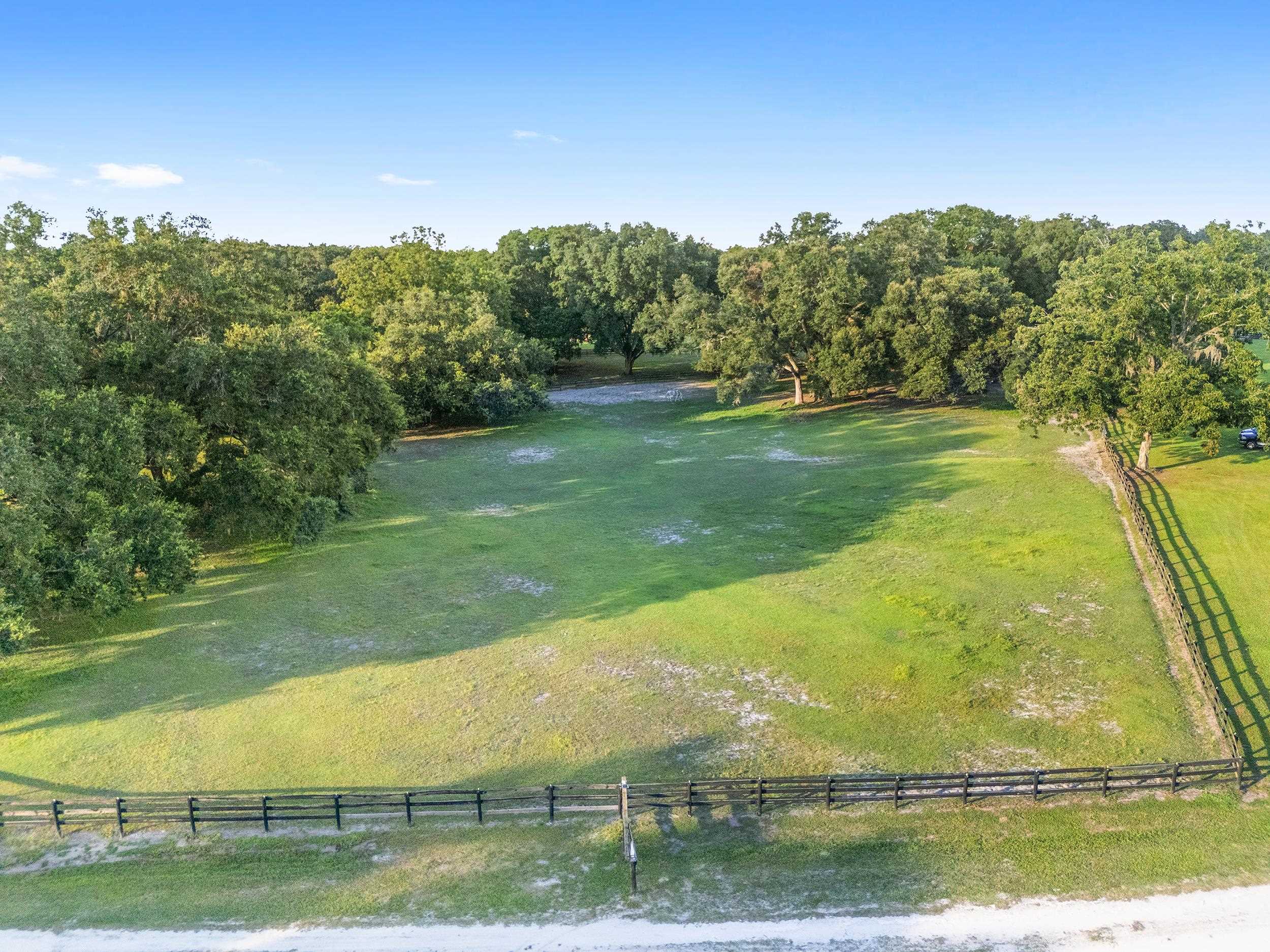 Image 14 of 93 For 16525 5th Place Sw