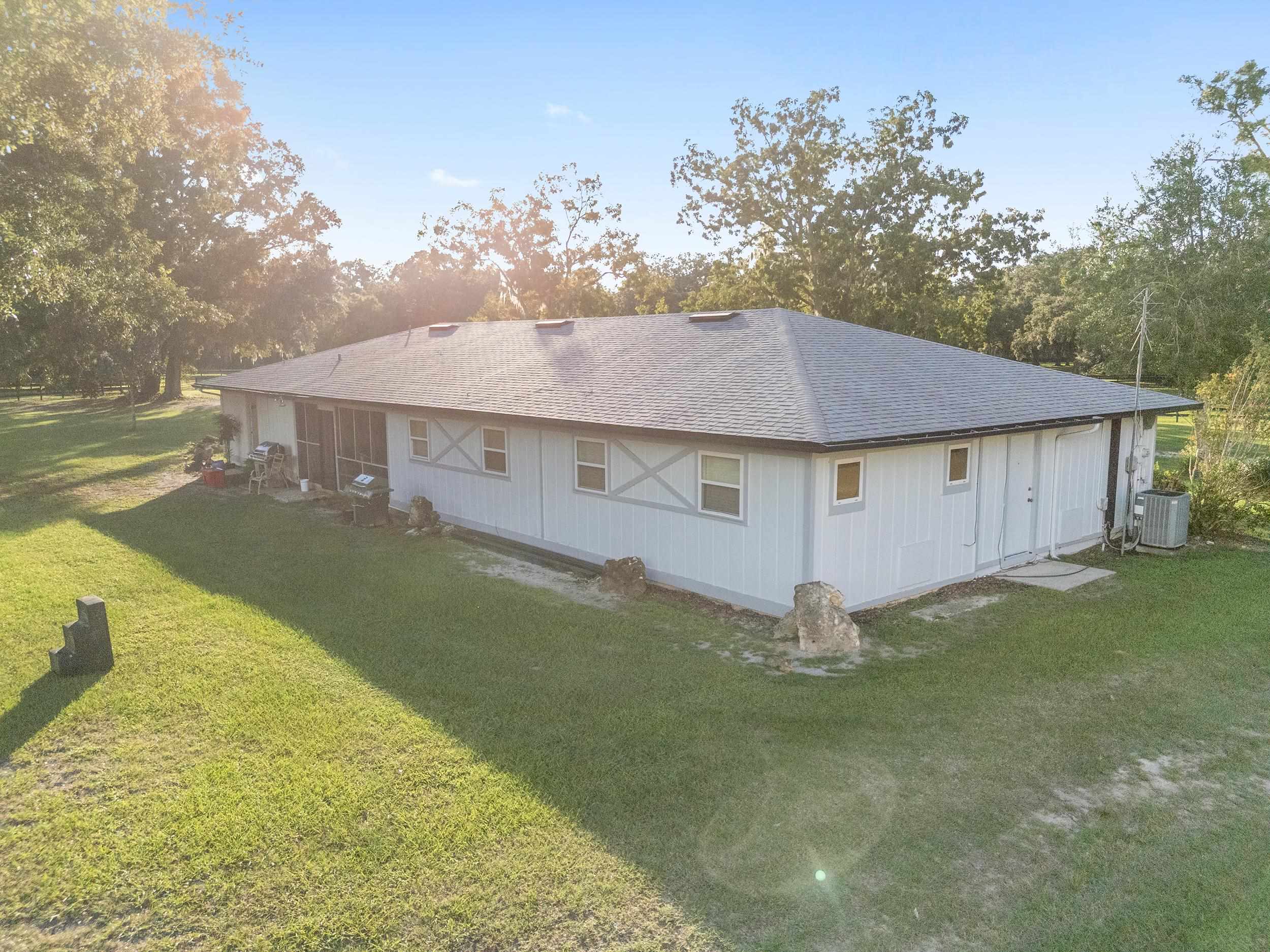 Image 22 of 93 For 16525 5th Place Sw