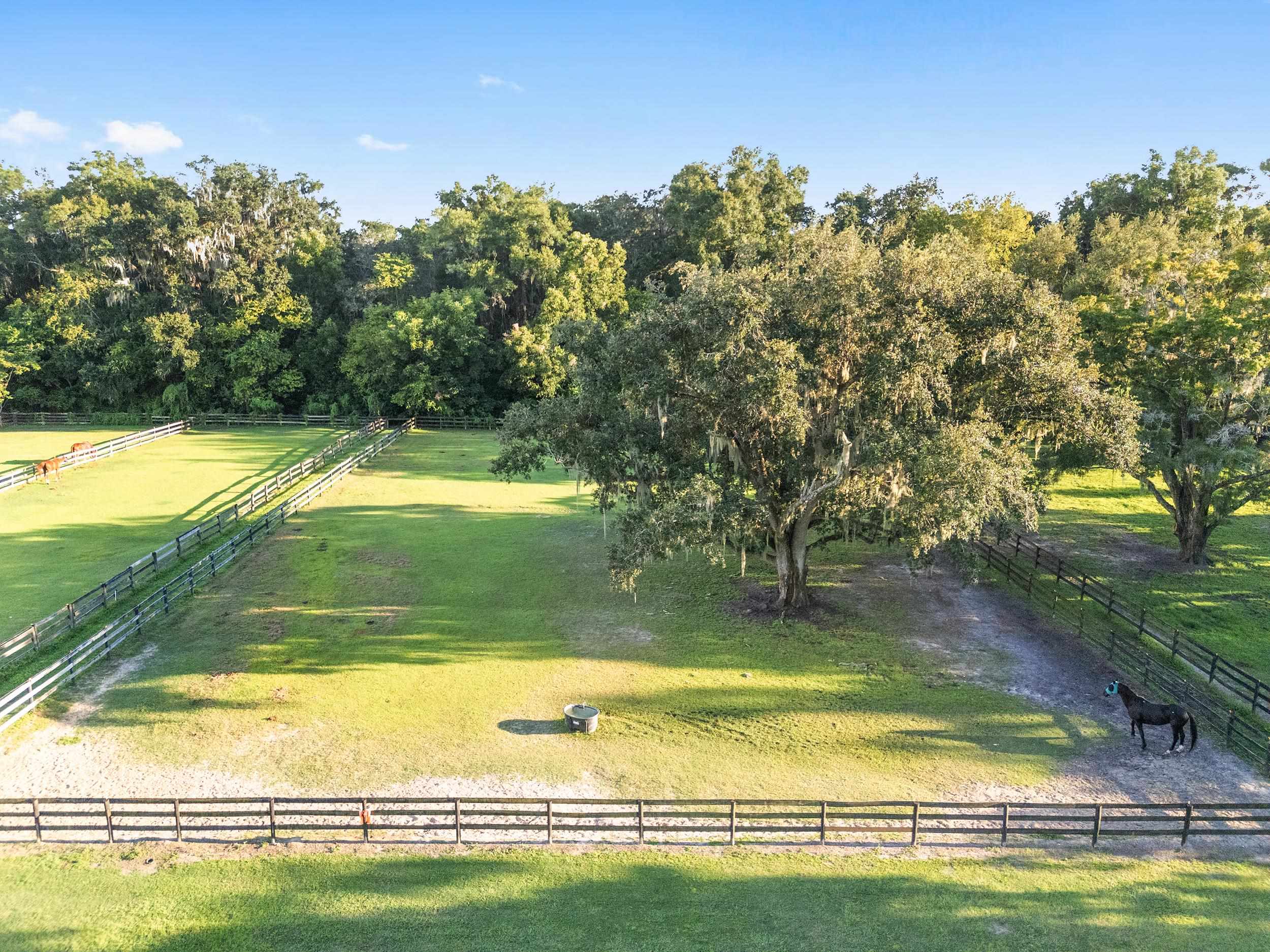 Image 26 of 93 For 16525 5th Place Sw