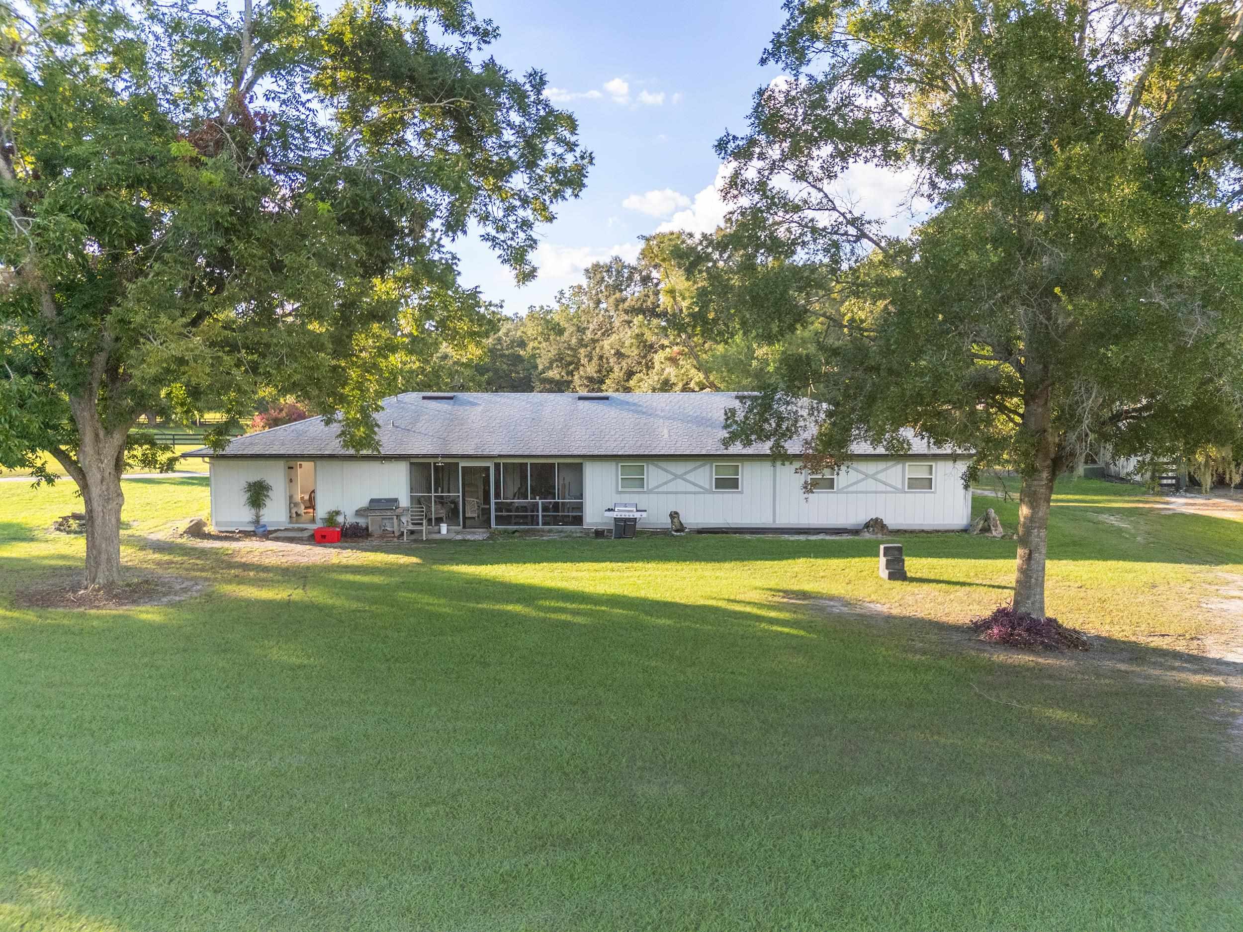 Image 30 of 93 For 16525 5th Place Sw