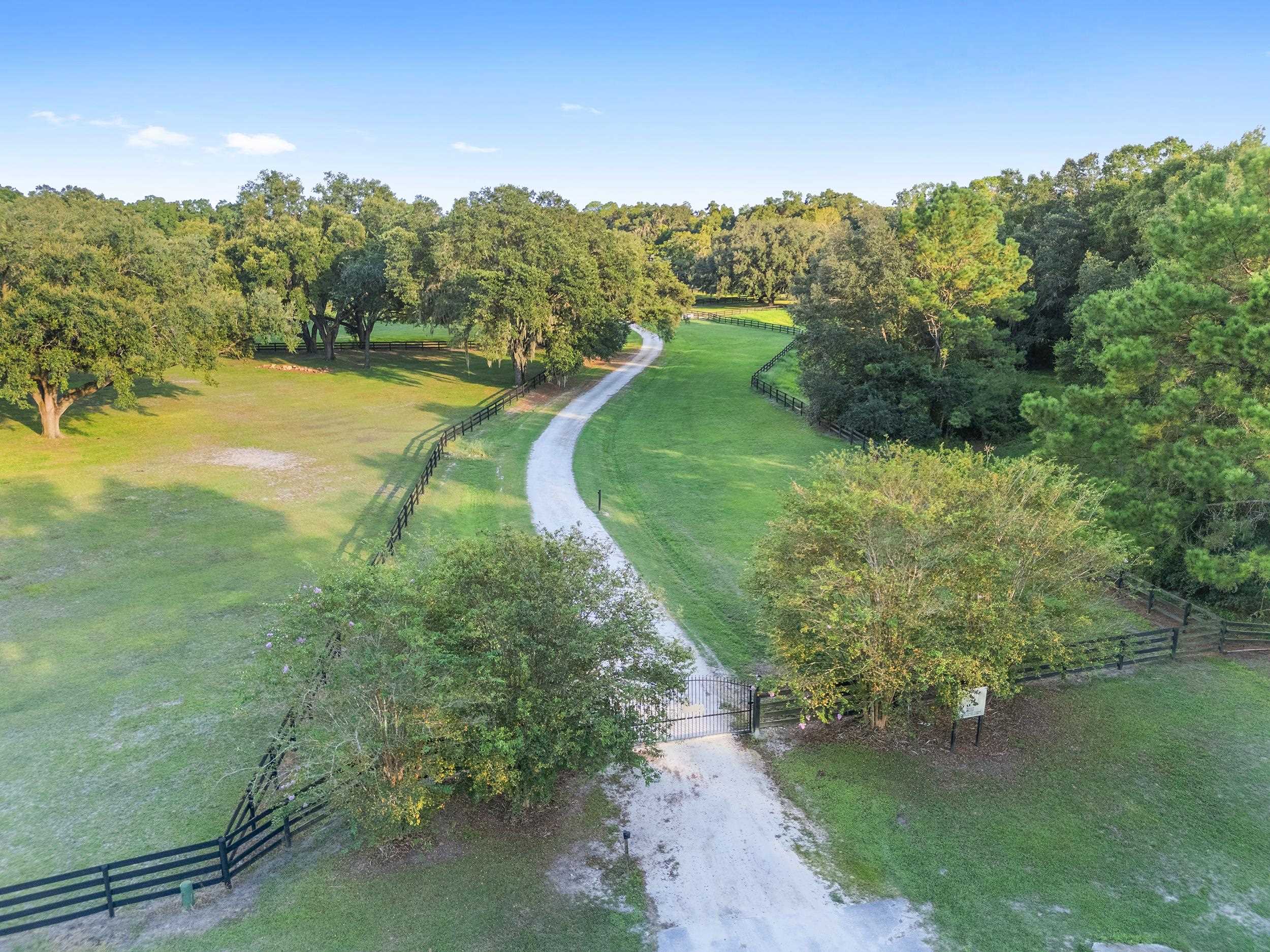 Image 4 of 93 For 16525 5th Place Sw