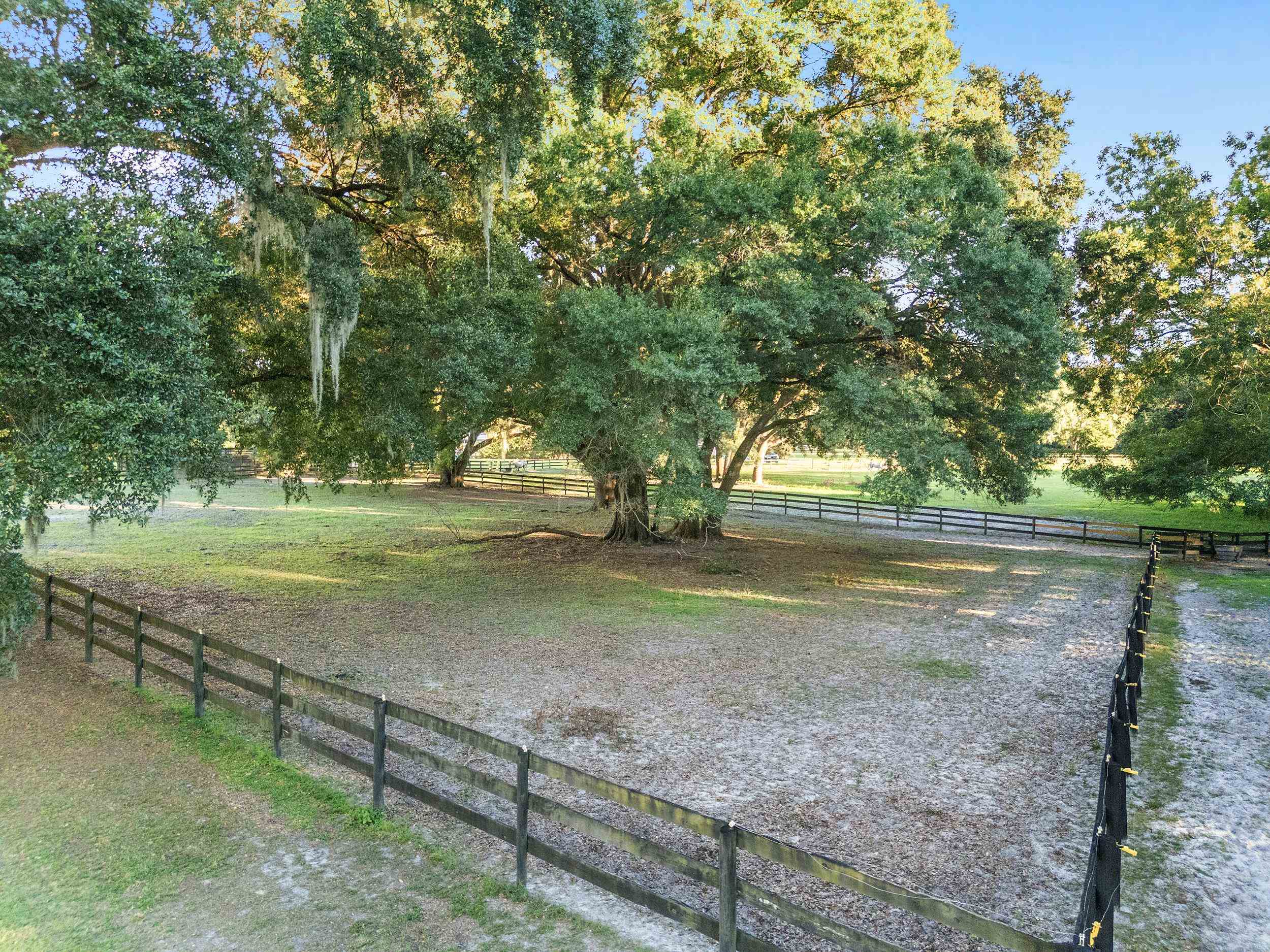 Image 50 of 93 For 16525 5th Place Sw