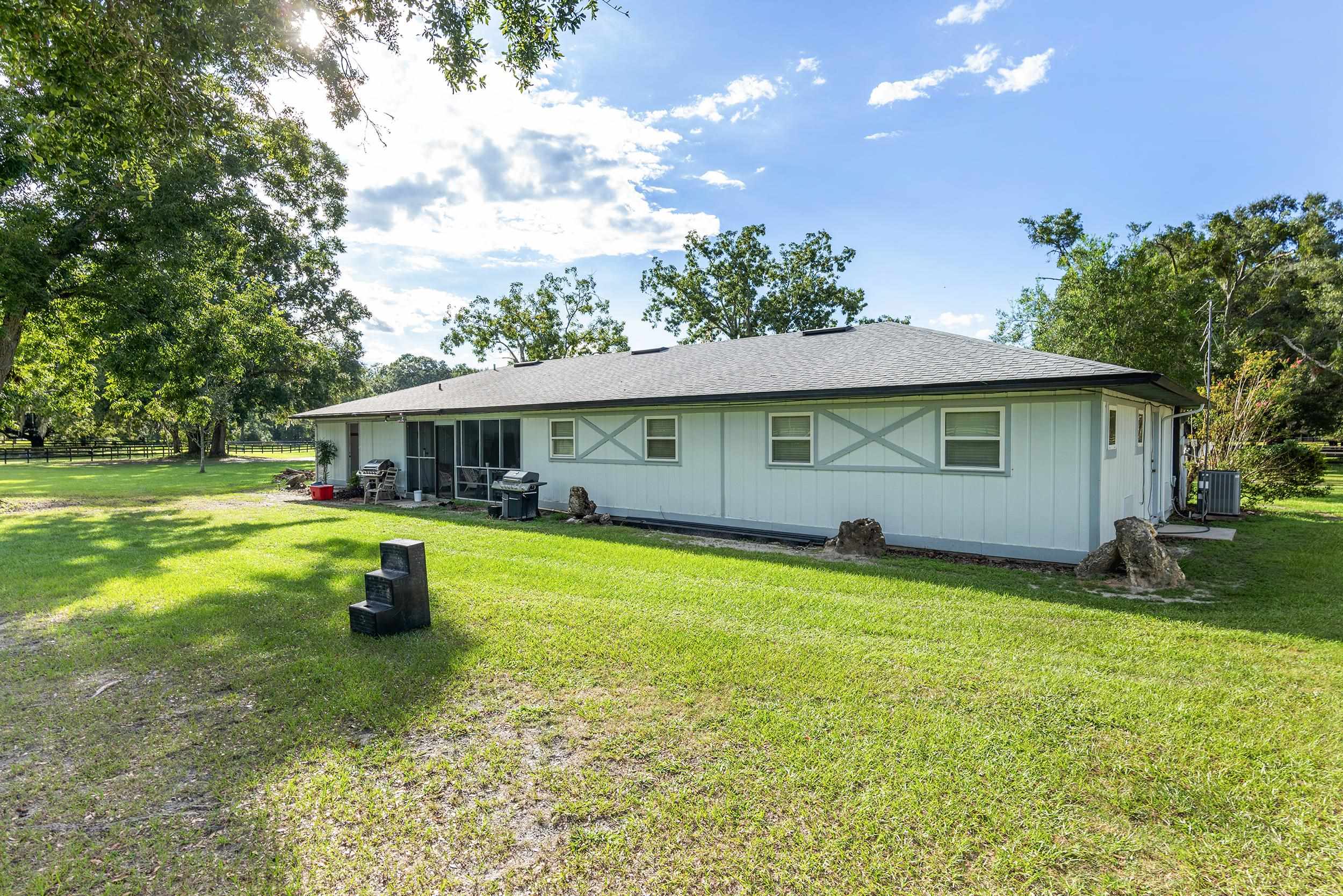 Image 58 of 93 For 16525 5th Place Sw