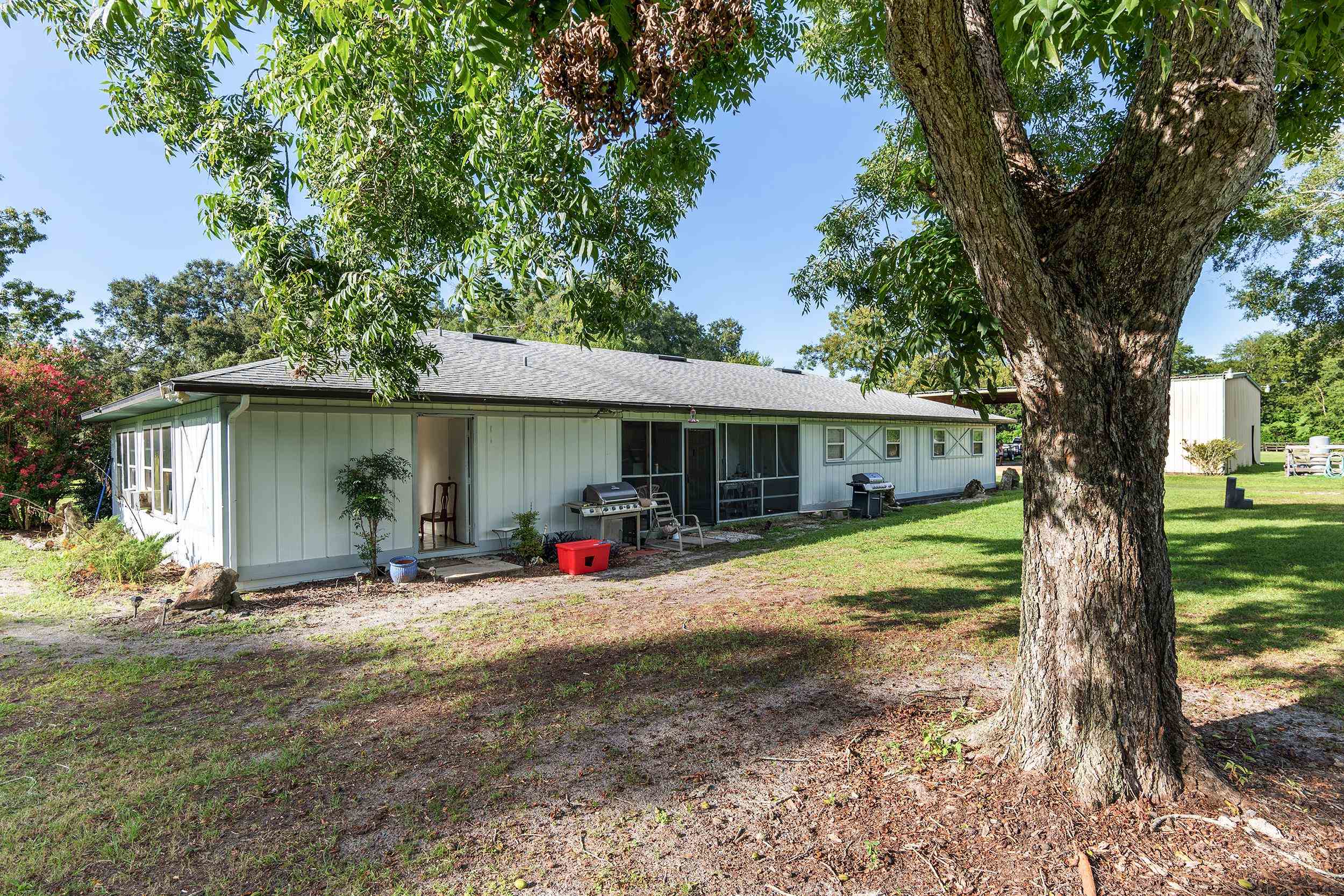 Image 59 of 93 For 16525 5th Place Sw