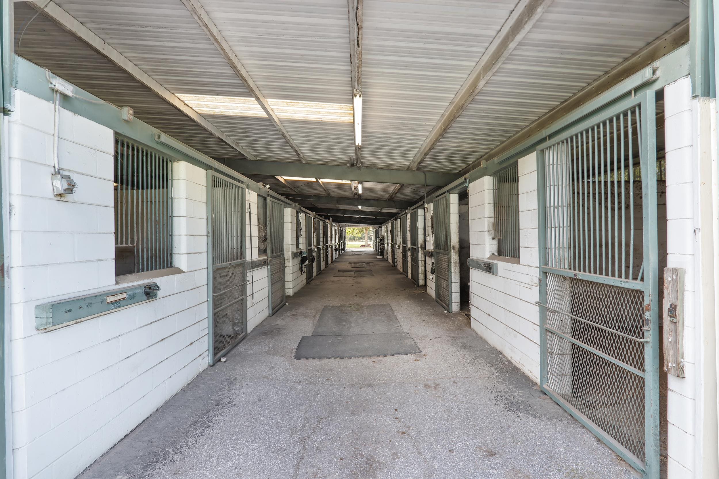 Image 76 of 93 For 16525 5th Place Sw