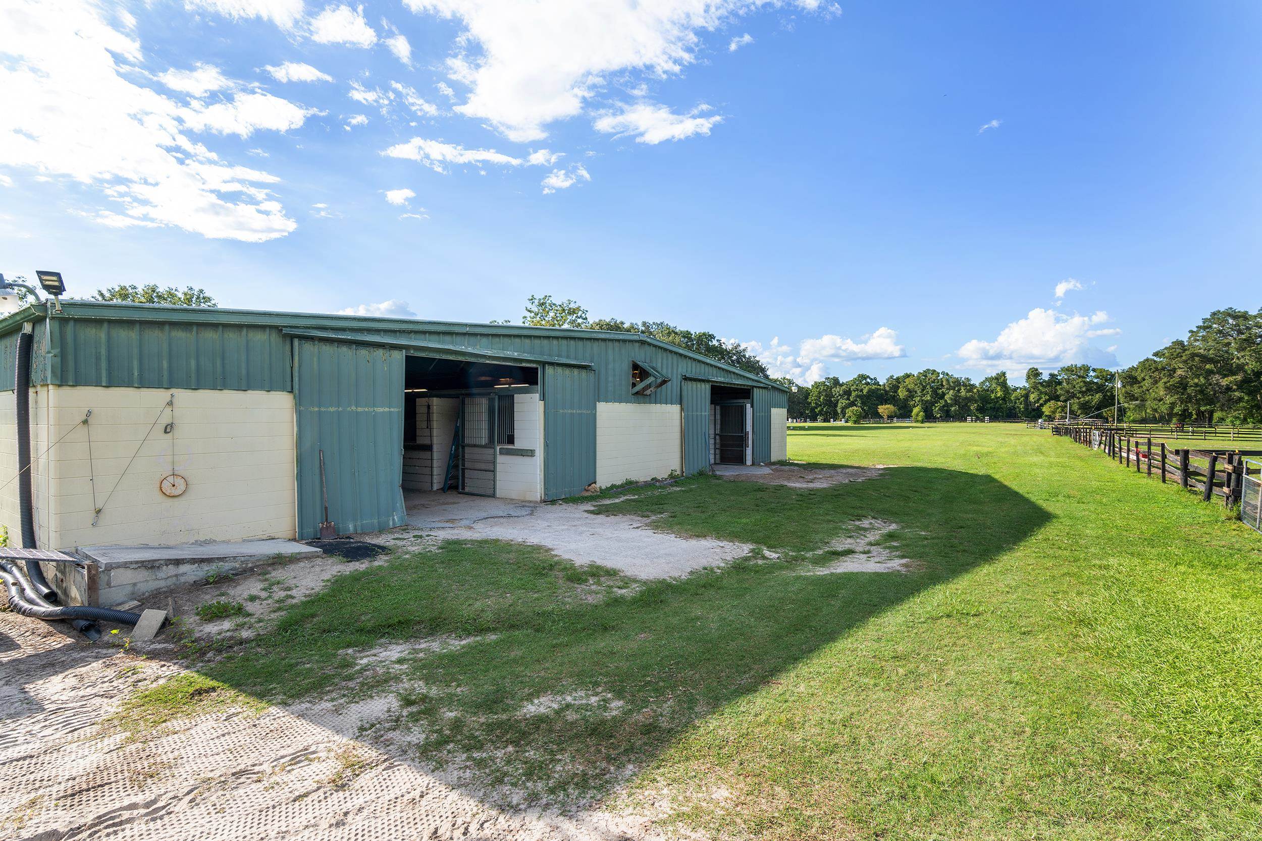 Image 77 of 93 For 16525 5th Place Sw