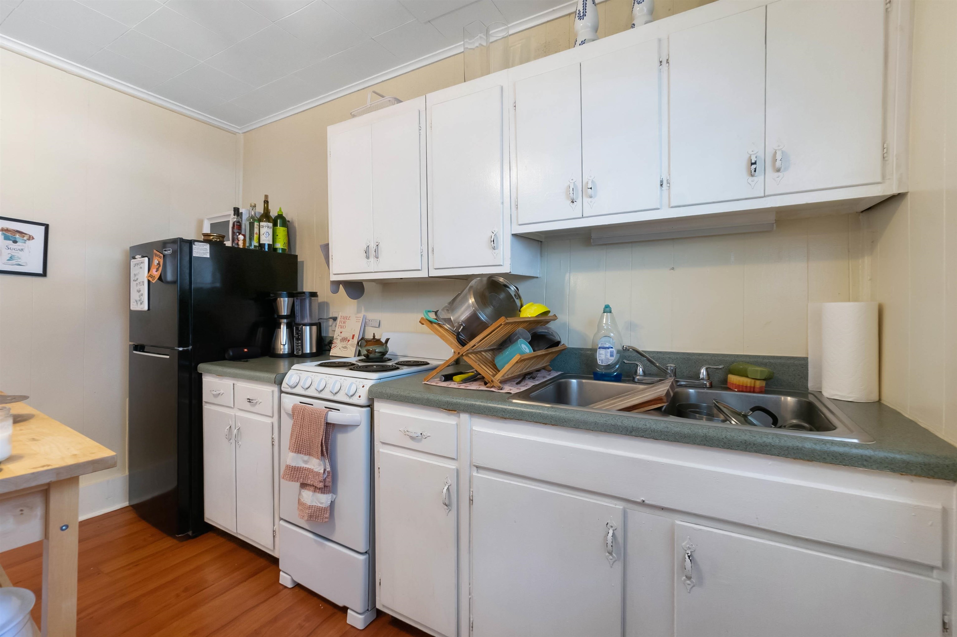 Image 10 of 37 For 18 Arenta Street
