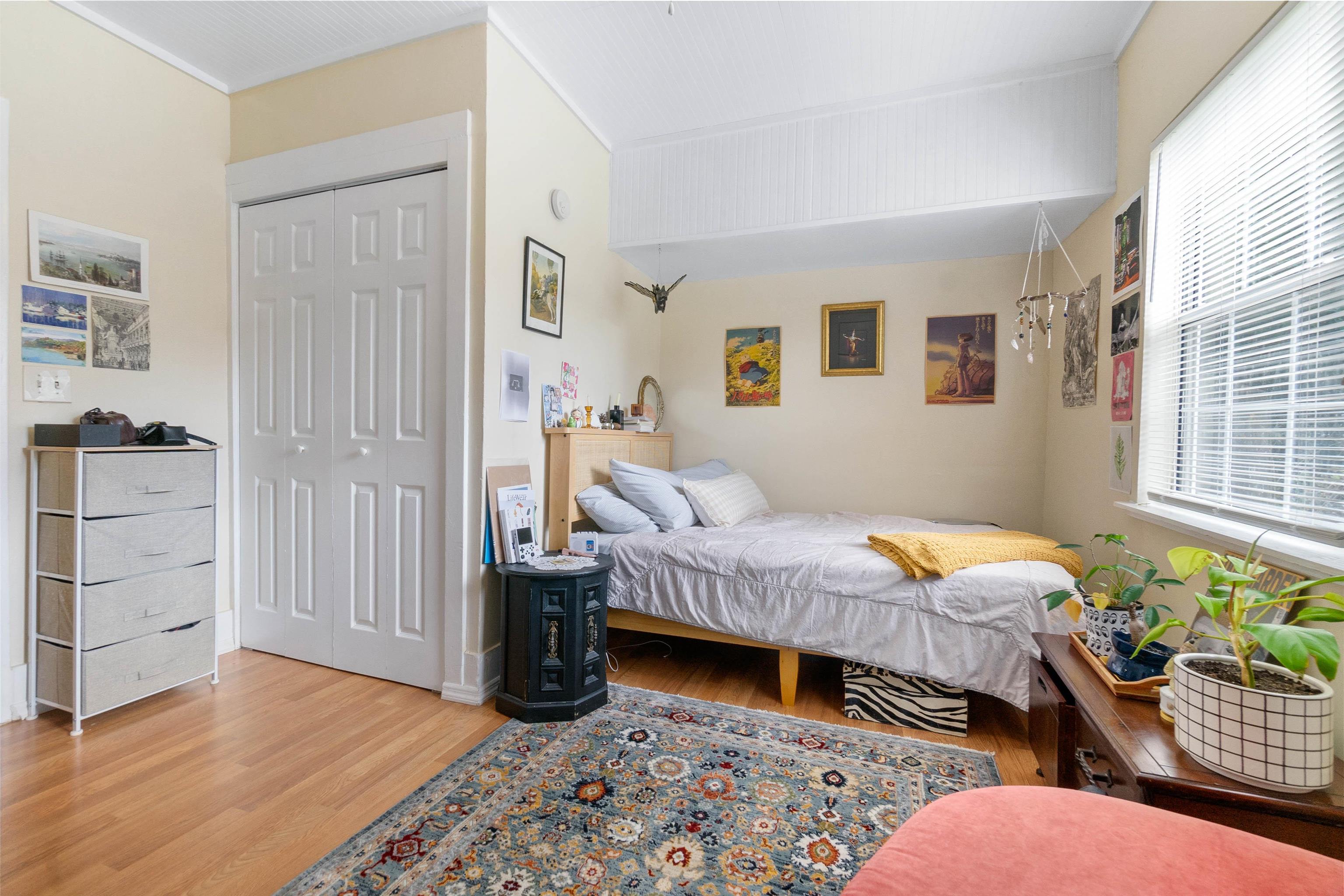 Image 6 of 37 For 18 Arenta Street