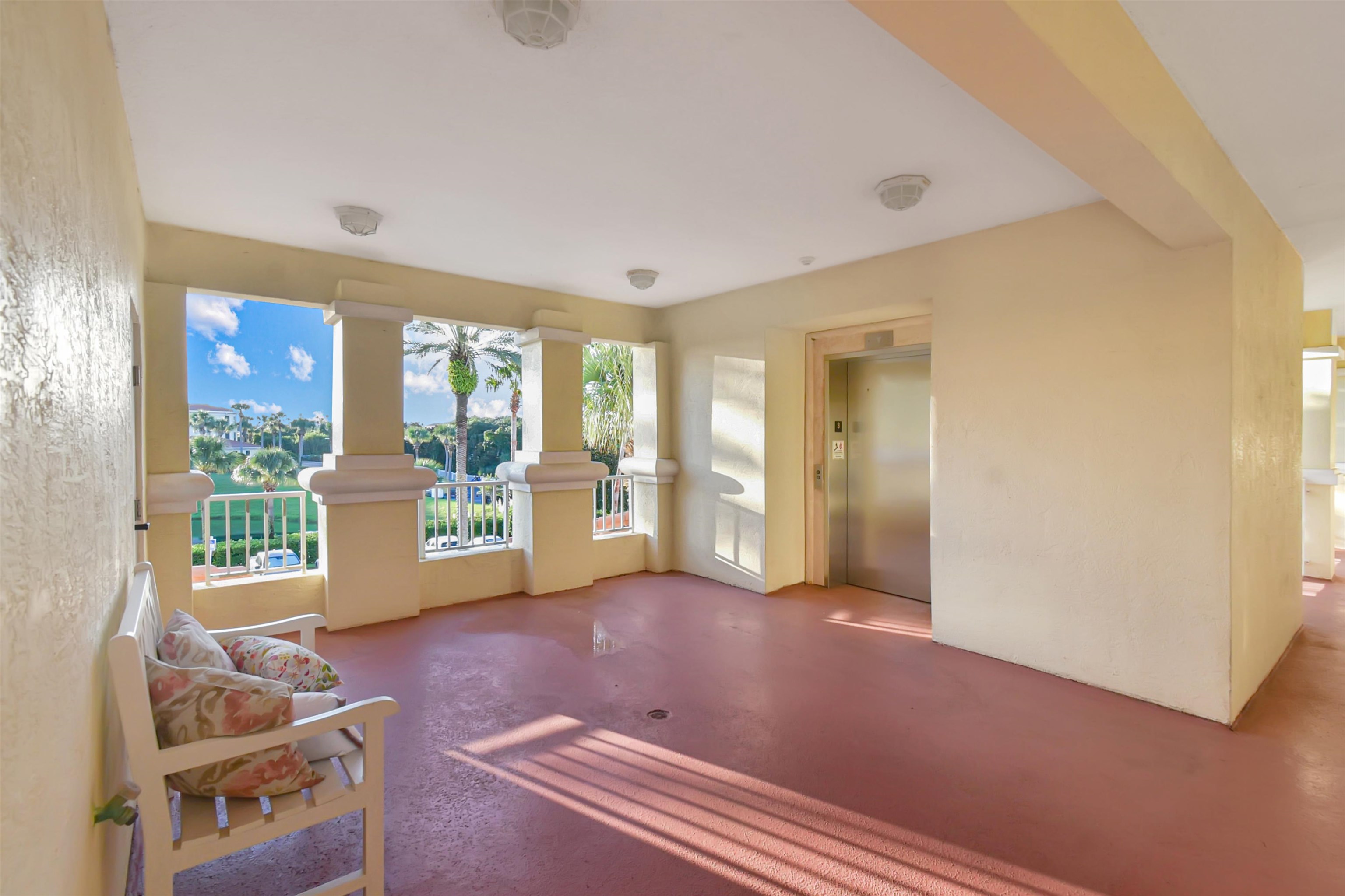 Image 14 of 29 For 315 Ocean Grande Dr S