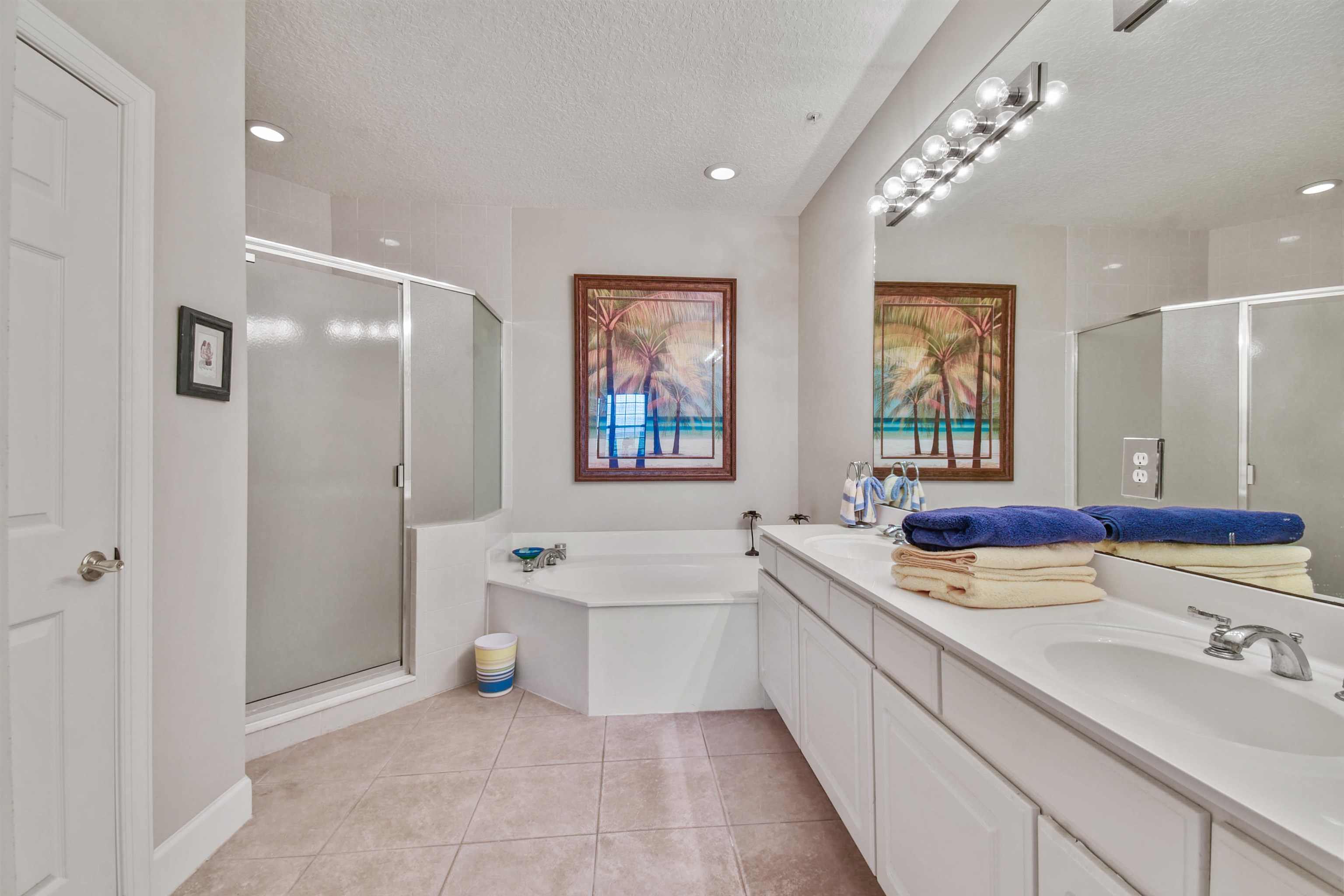 Image 18 of 29 For 315 Ocean Grande Dr S