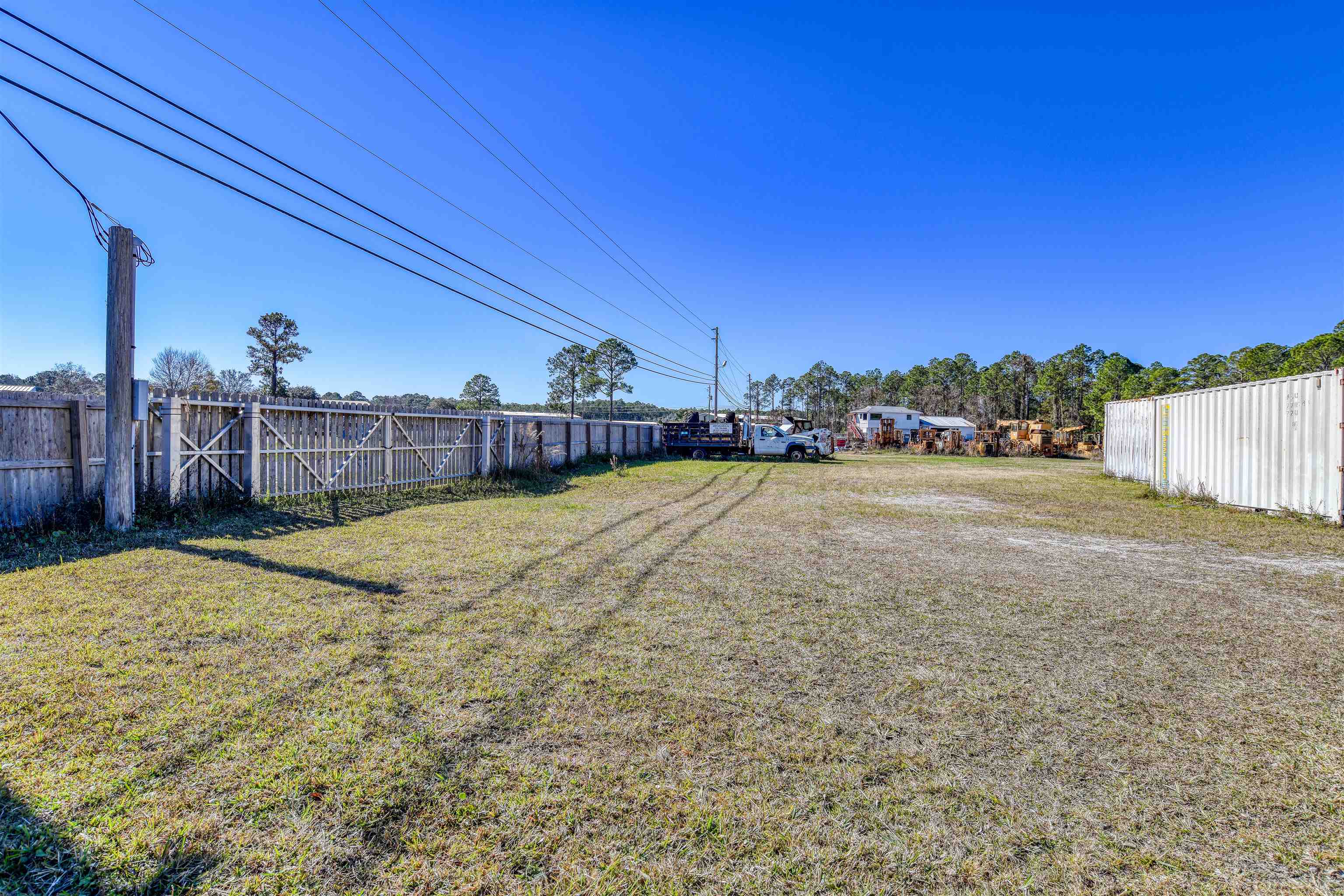 Image 10 of 19 For 1570-1590 Northwood Drive
