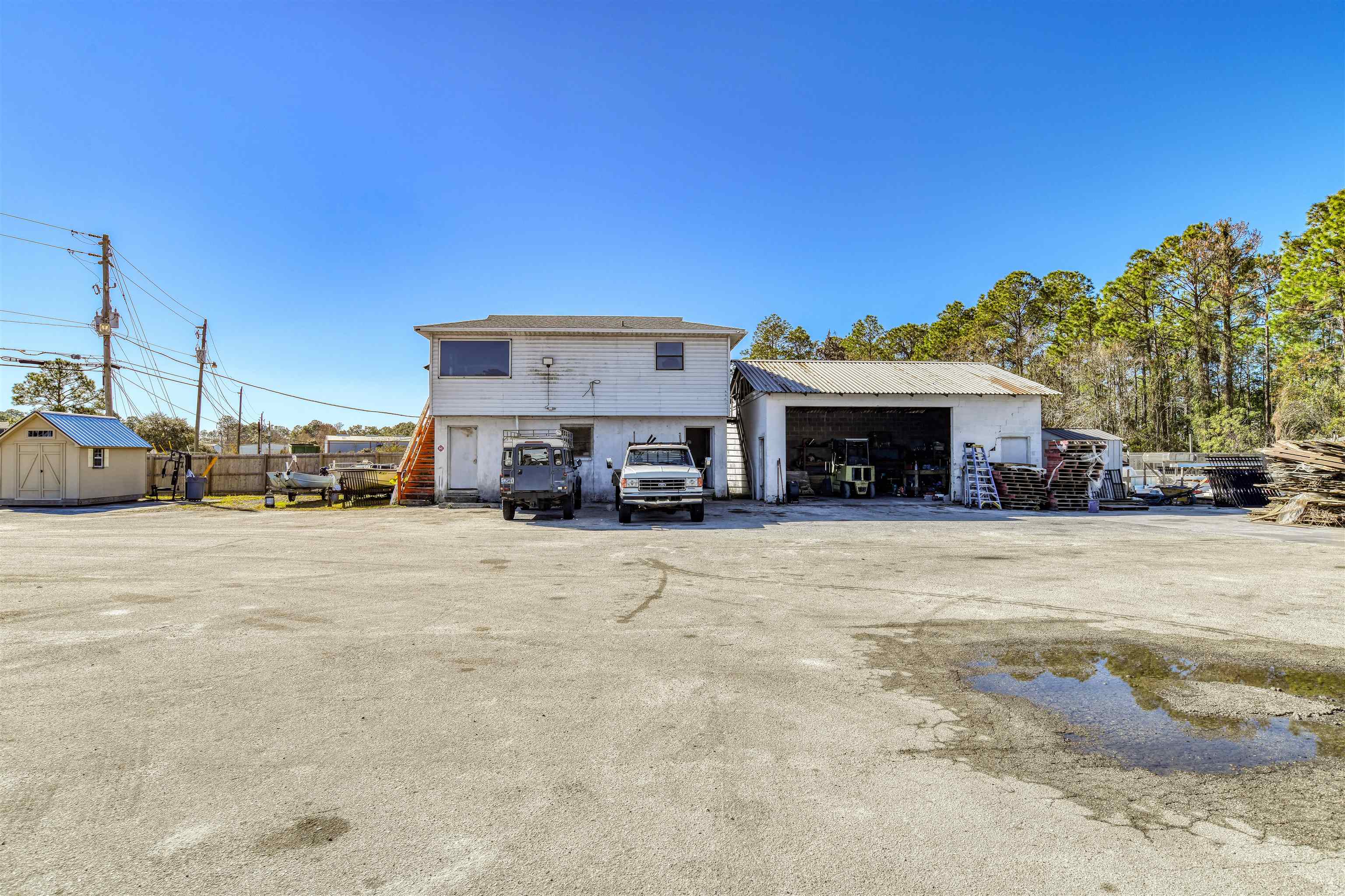 Image 6 of 19 For 1570-1590 Northwood Drive