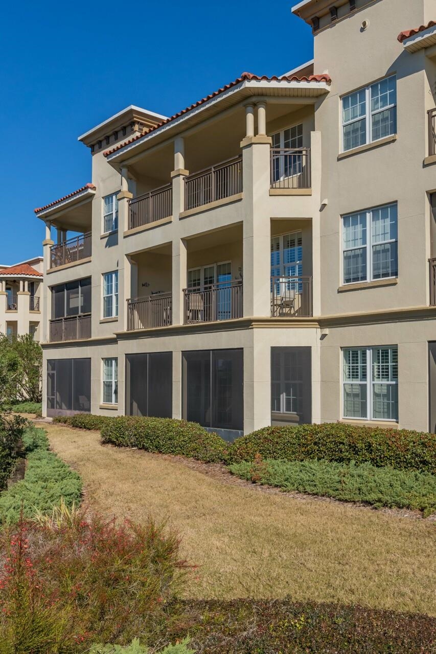 Image 2 of 65 For 150 Pantano Cay Blvd  2303