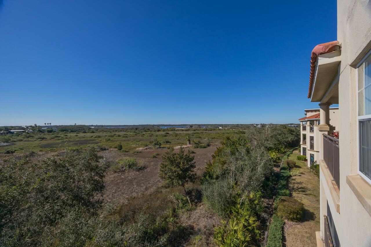 Image 28 of 65 For 150 Pantano Cay Blvd  2303