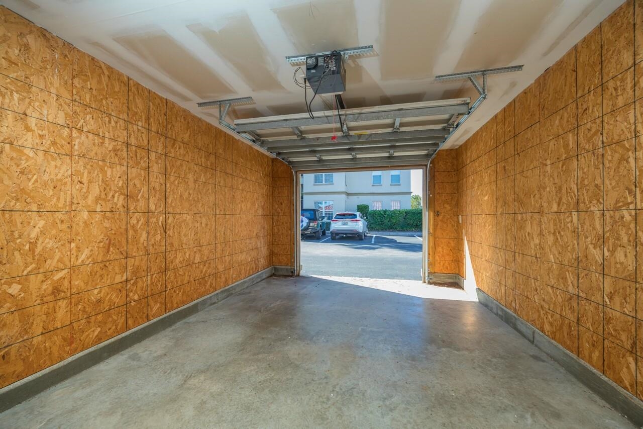 Image 45 of 65 For 150 Pantano Cay Blvd  2303
