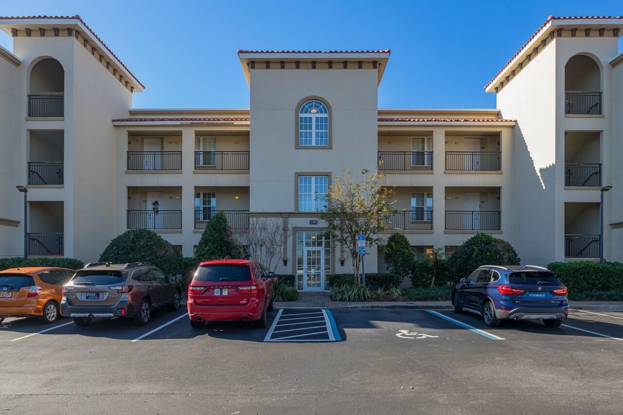 Image 5 of 65 For 150 Pantano Cay Blvd  2303