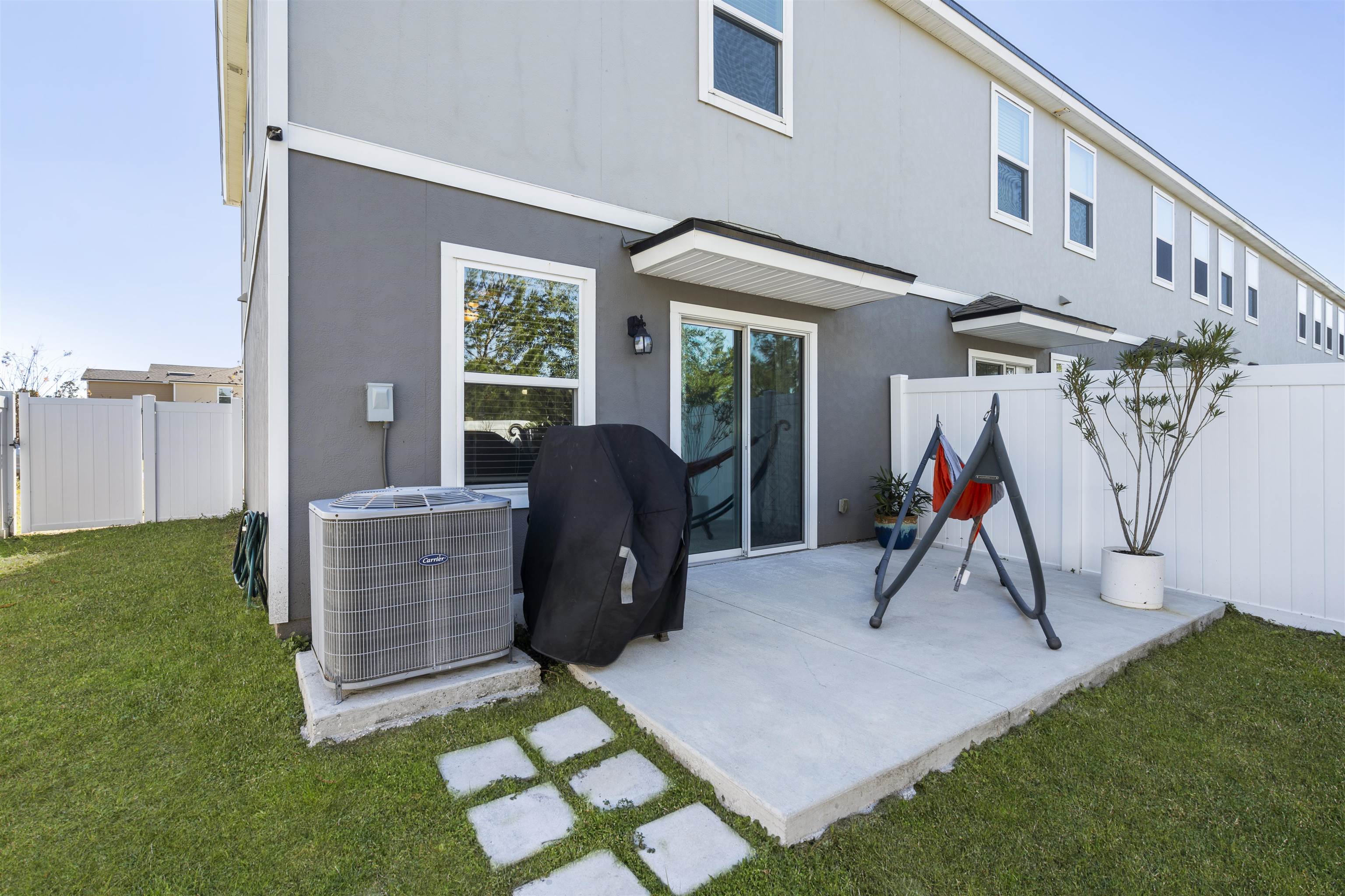 Image 20 of 38 For 195 Whitland Way