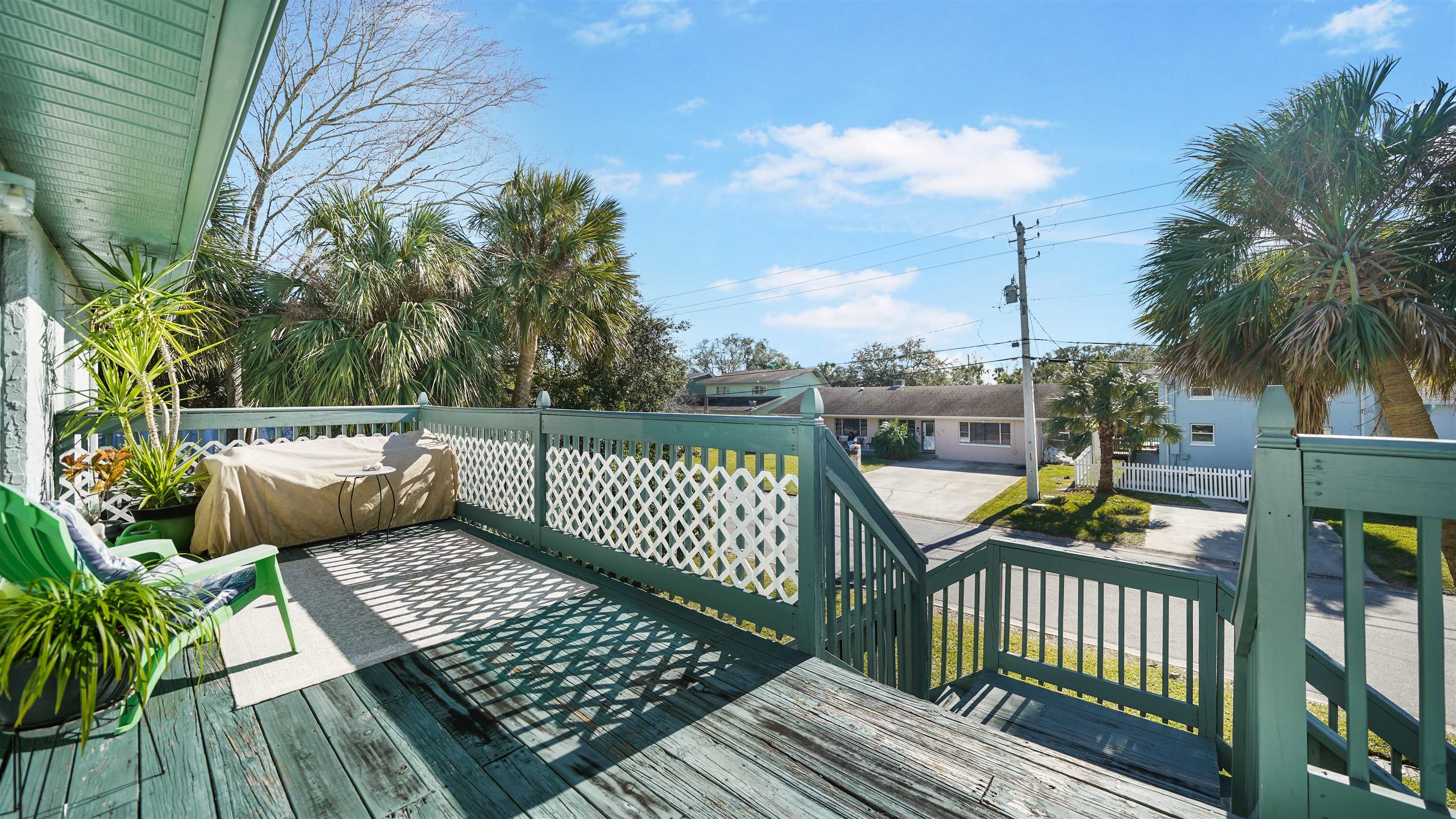 Image 10 of 59 For 208 Arricola Avenue
