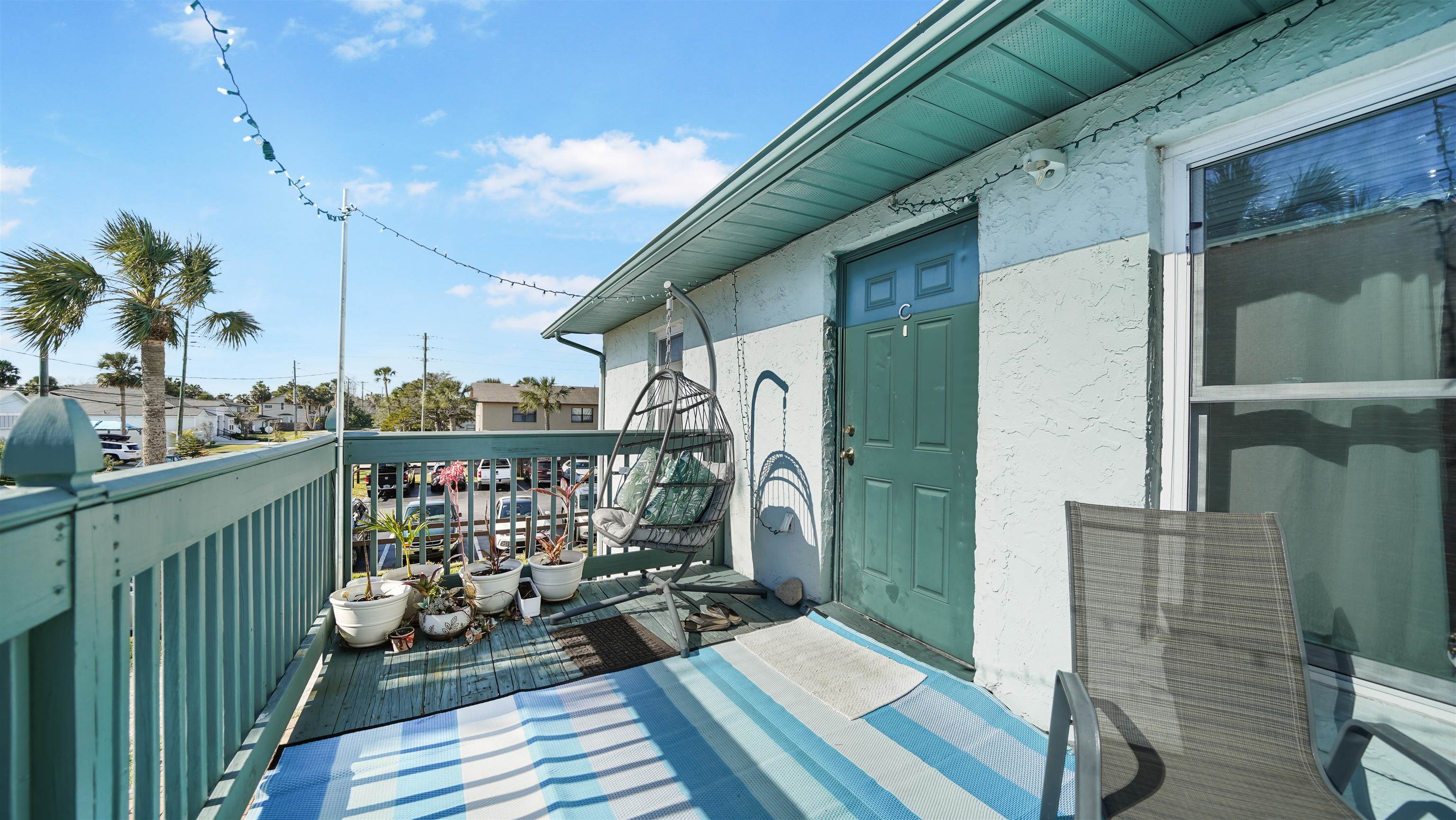 Image 43 of 59 For 208 Arricola Avenue