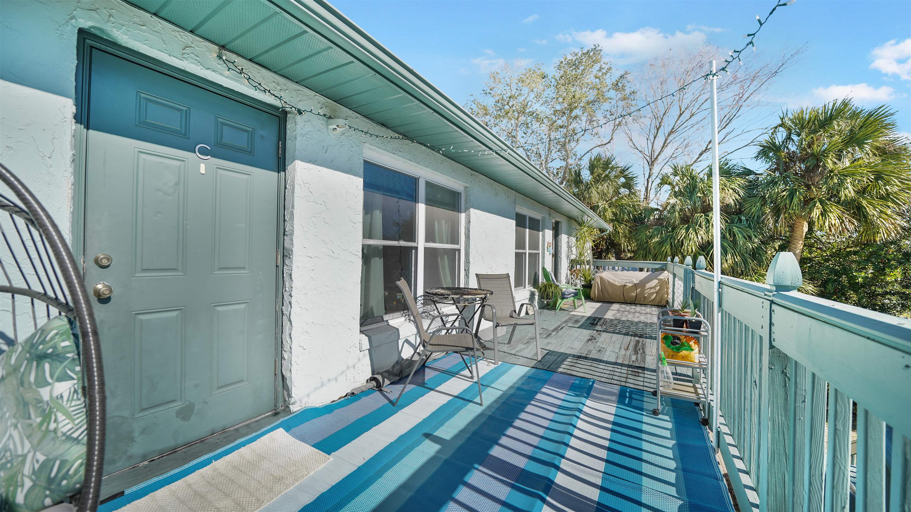 Image 45 of 59 For 208 Arricola Avenue