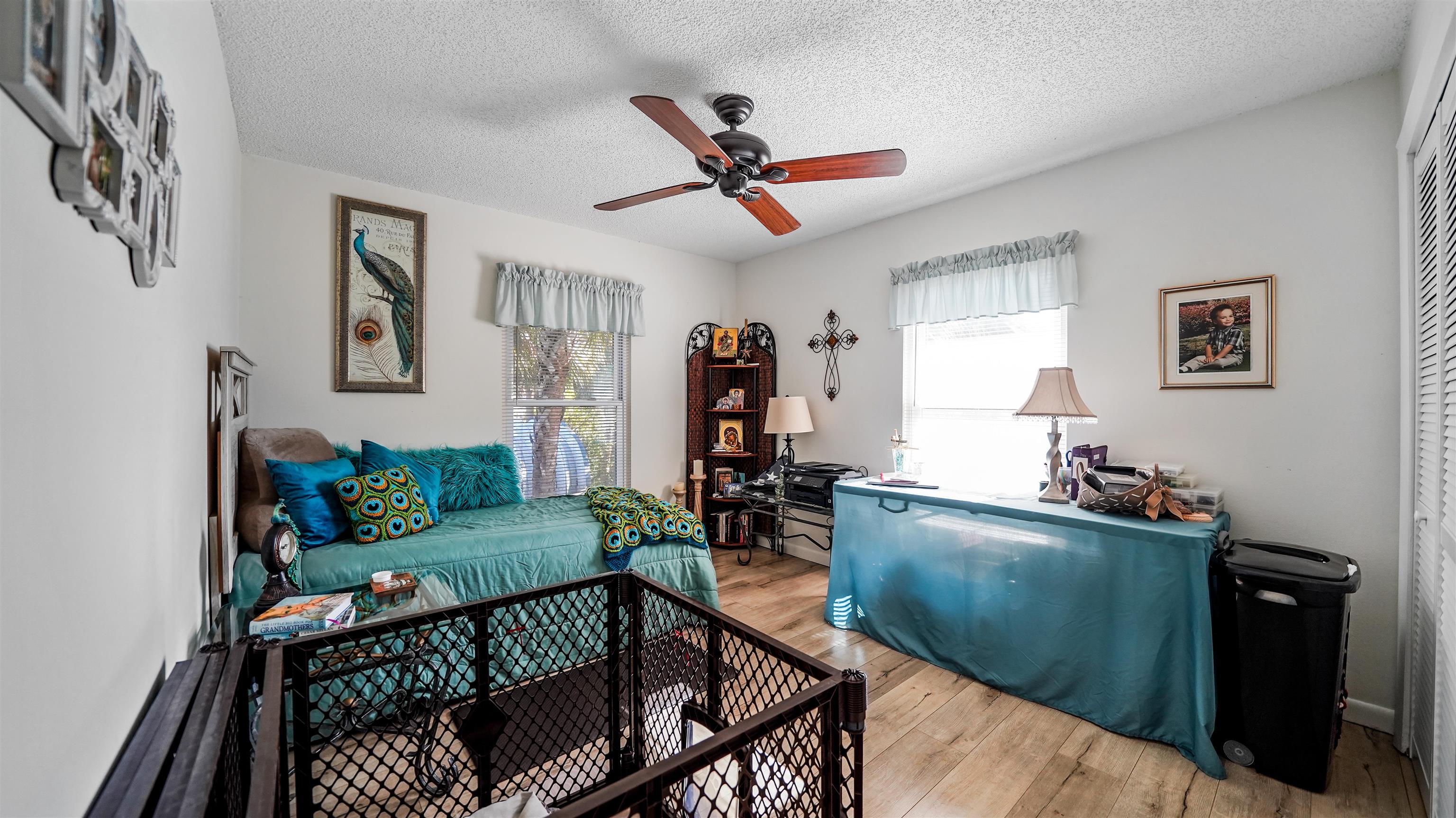 Image 46 of 59 For 208 Arricola Avenue