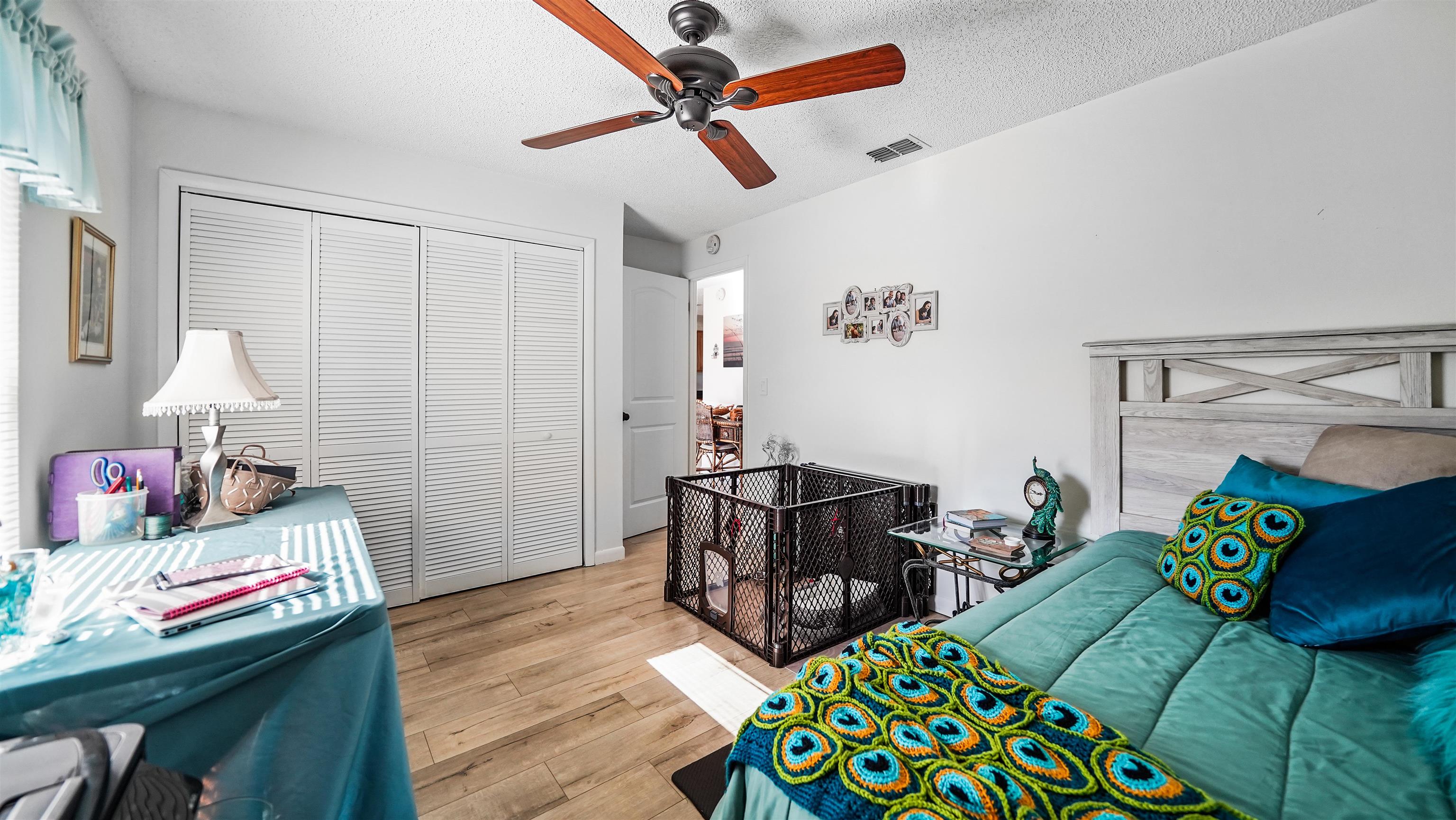 Image 47 of 59 For 208 Arricola Avenue