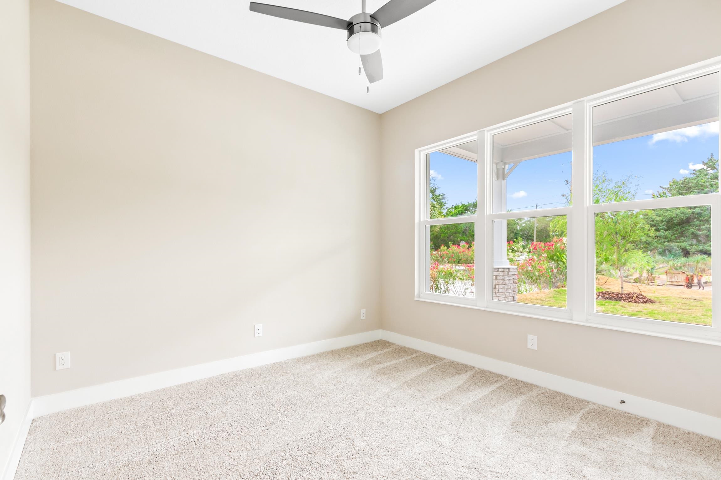 Image 18 of 34 For 129 16th Street