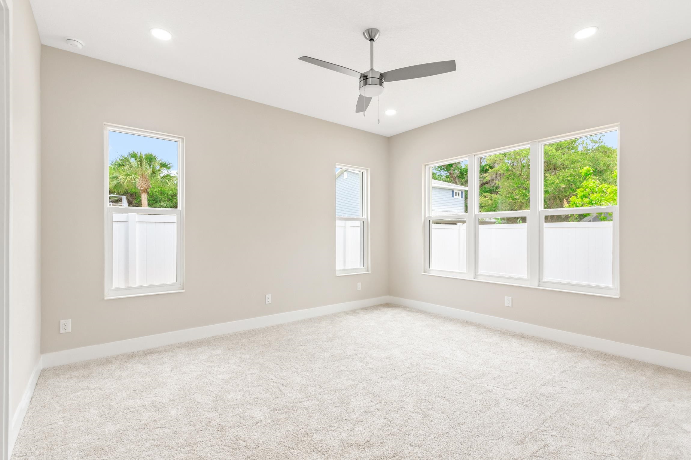 Image 21 of 34 For 129 16th Street